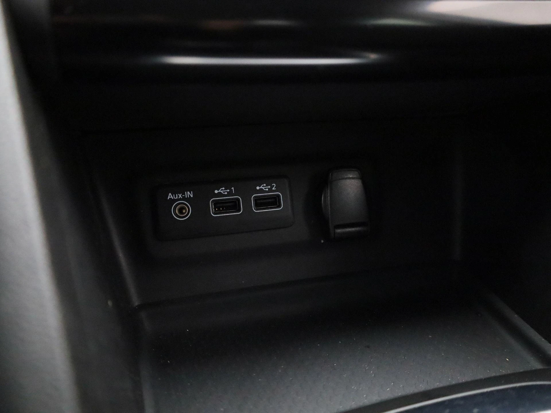 Renault-Mégane Grand Tour-image-27