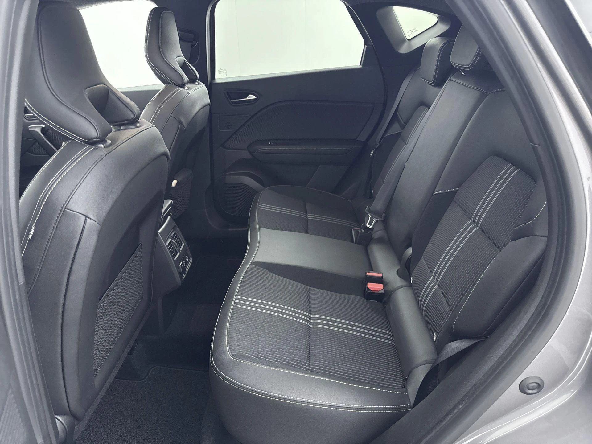 Renault-Captur-image-24