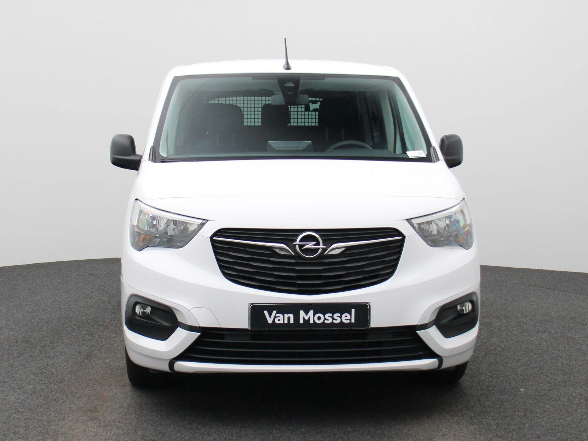 Opel-Combo-image-2