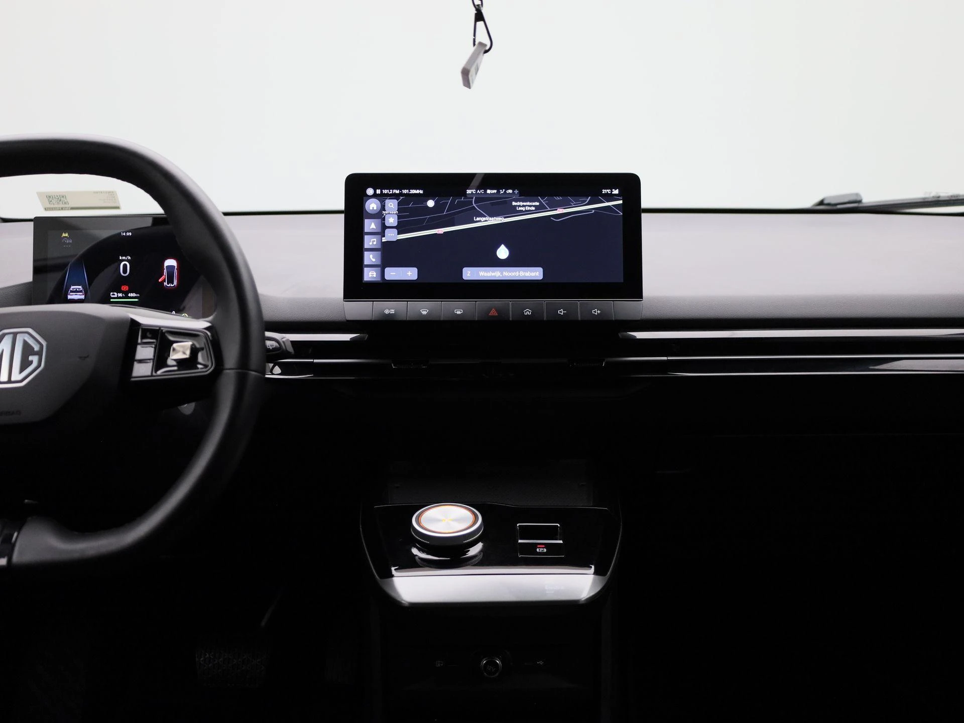 MG MG4 64 kWh Luxury