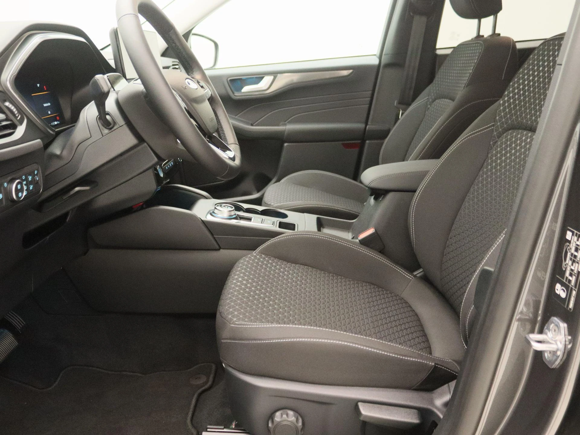 Ford-Kuga-image-11