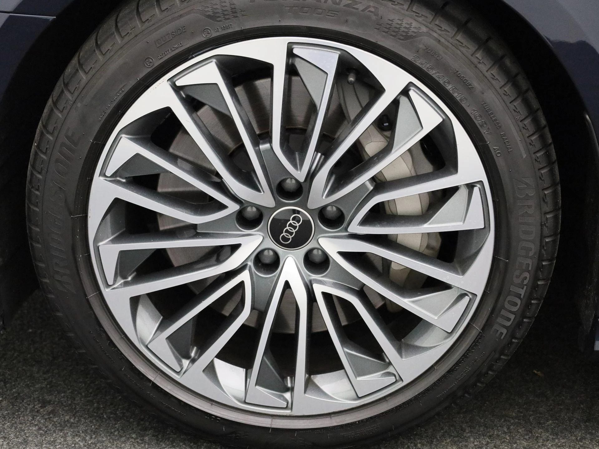 Audi-A6-image-8