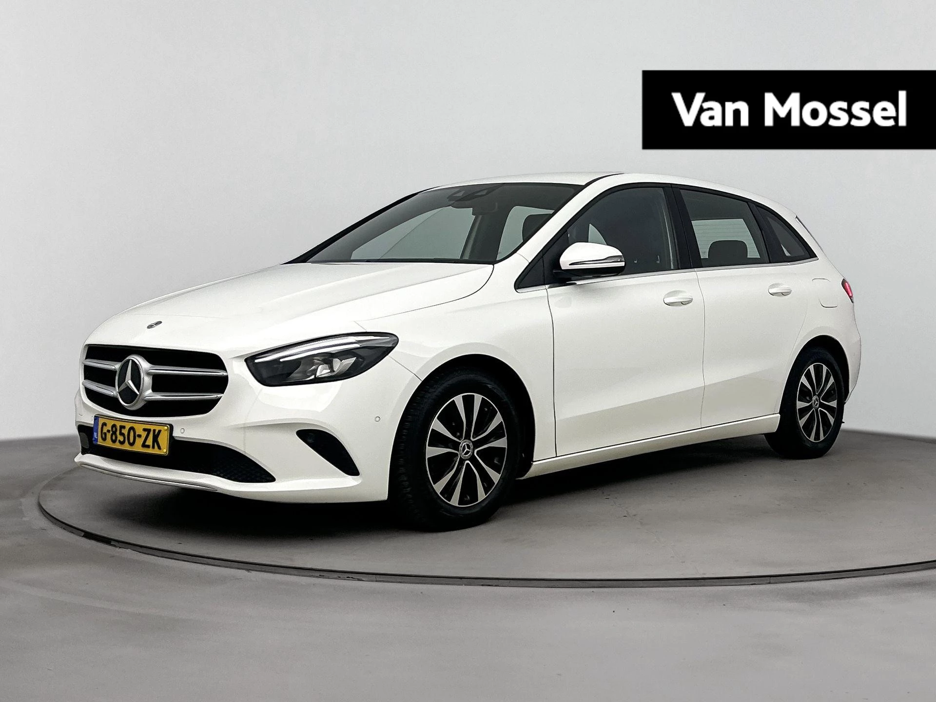 Mercedes-Benz-B-Klasse-image-0