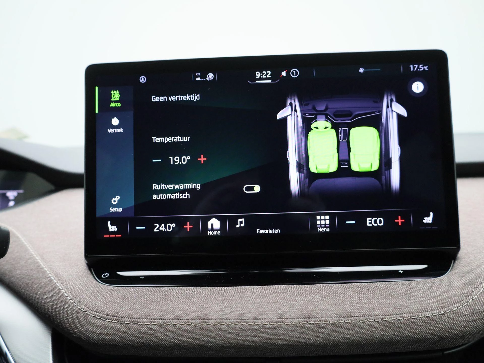 Škoda-Enyaq iV-image-24