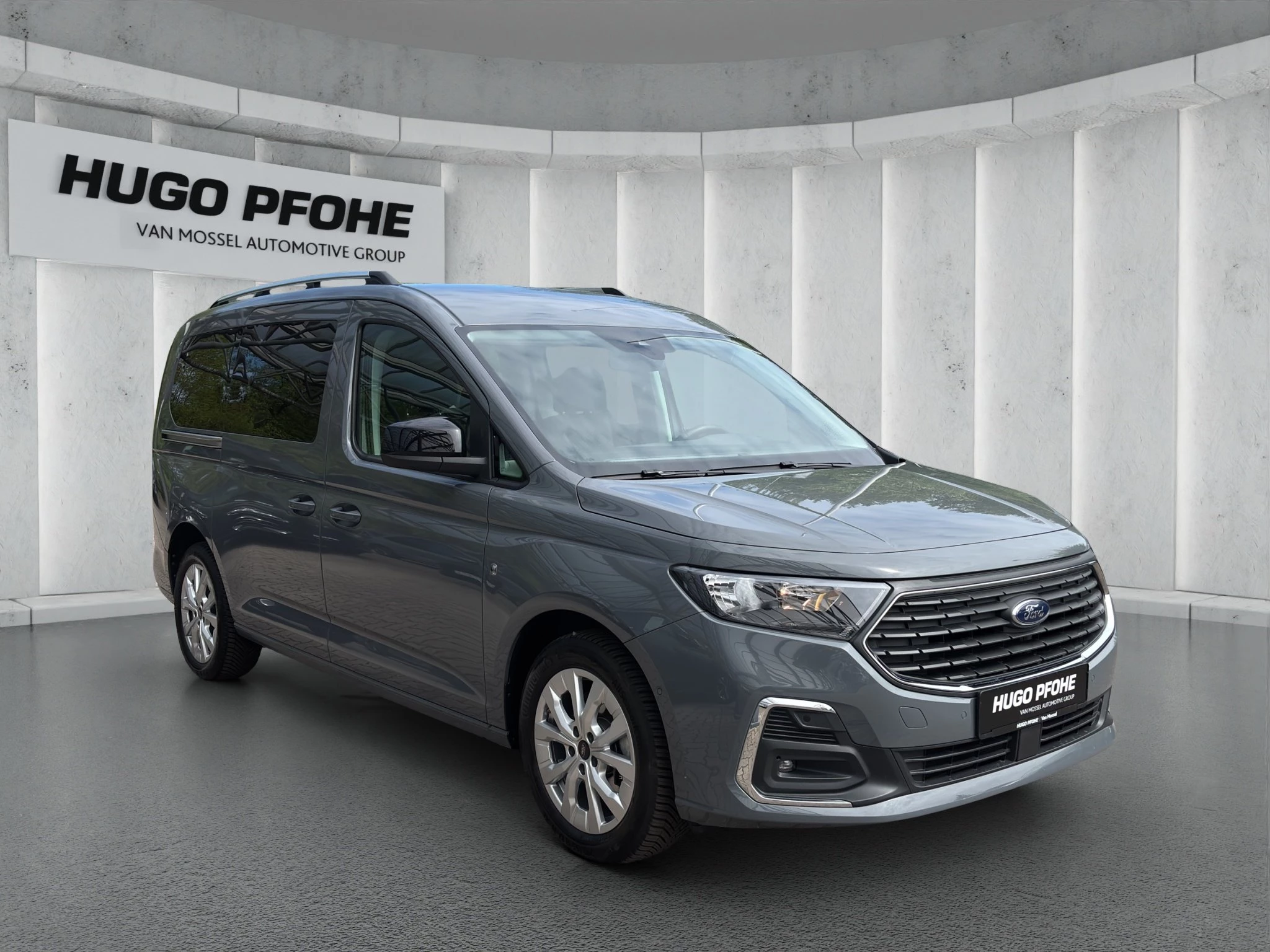 Ford Tourneo Connect Grand Titanium Aut.*AHK*ACC*KAM*NAVI*SHZ