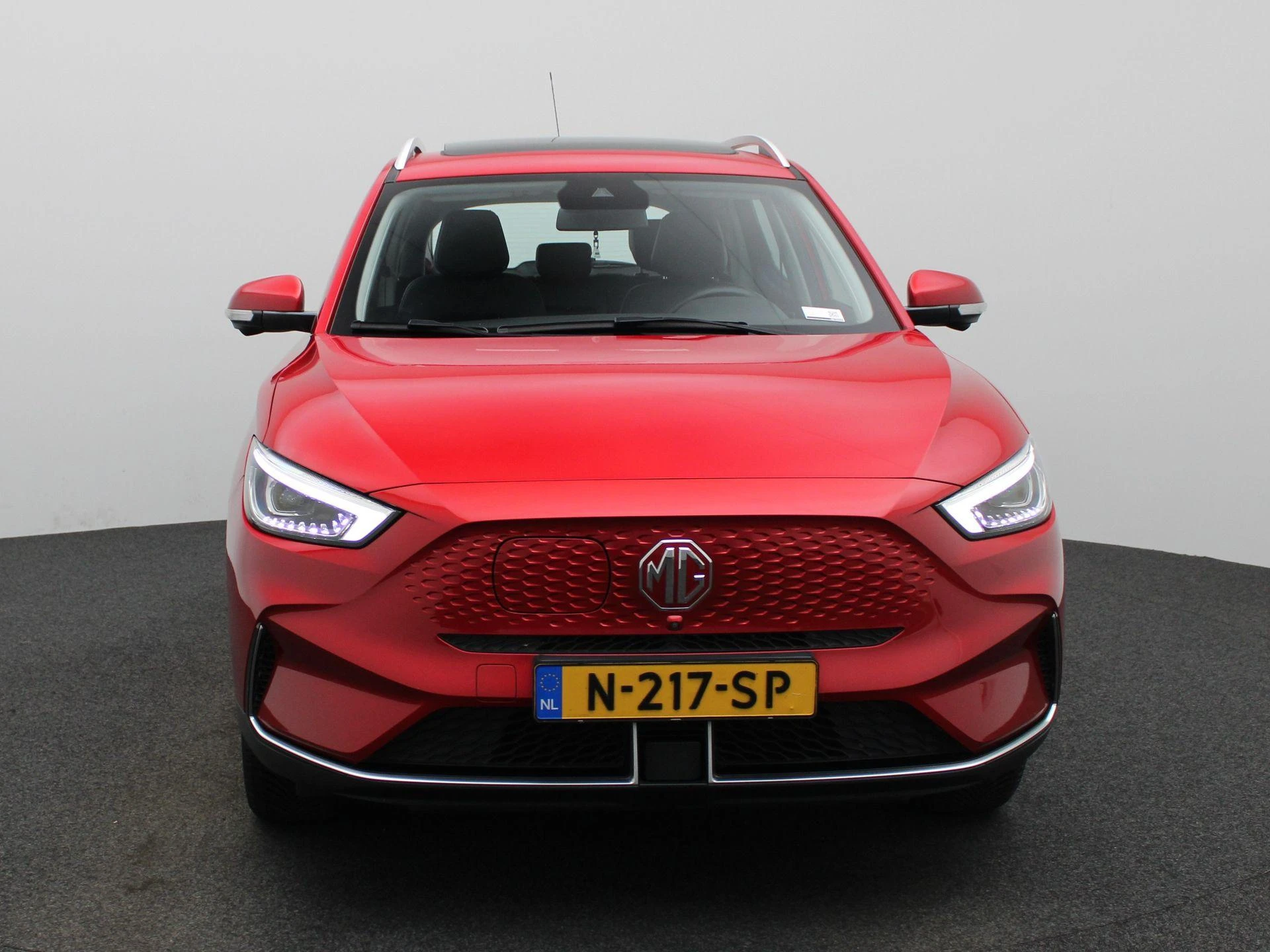 MG-ZS EV-image-2