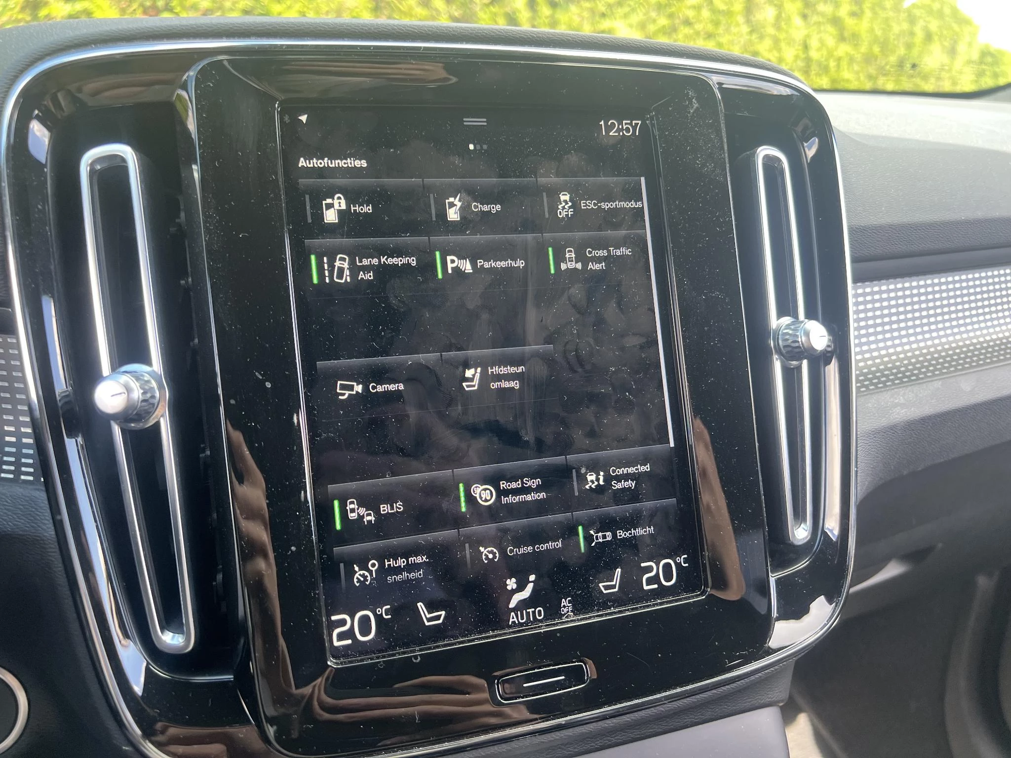 Volvo-XC40-image-18