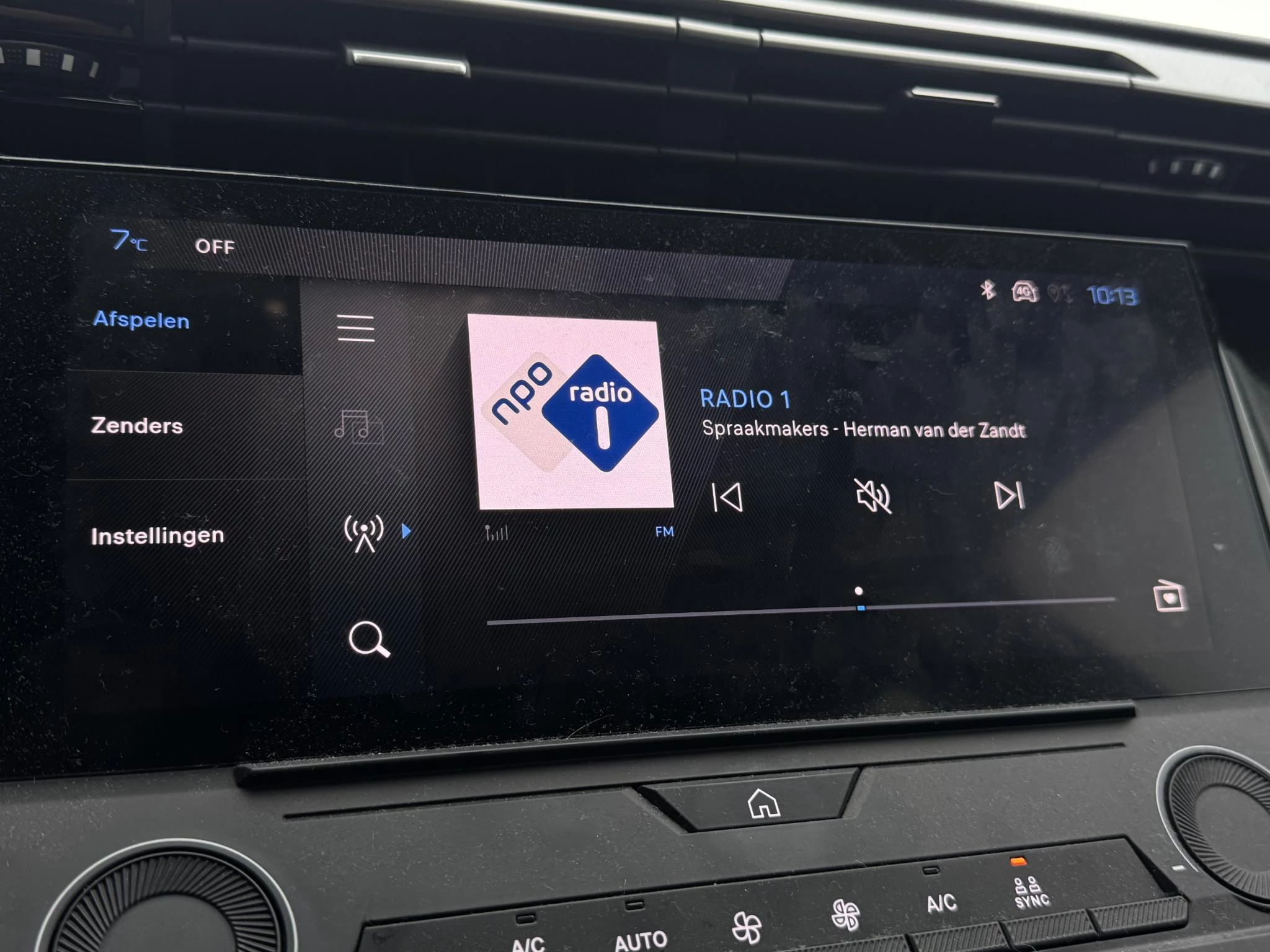 Peugeot-308-image-19