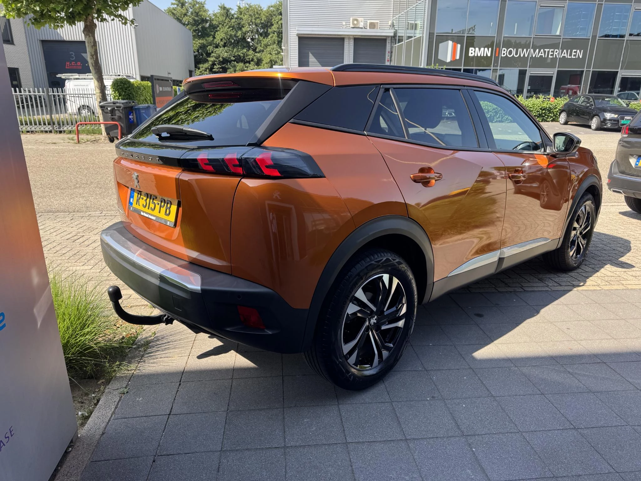 Peugeot-2008-image-4