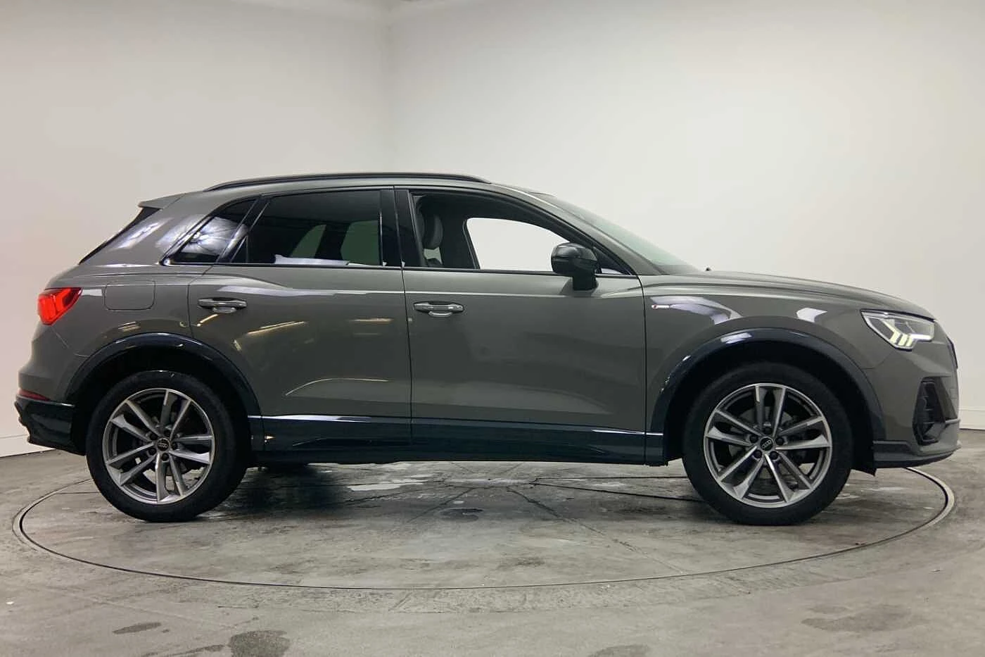 Audi-Q3-image-3
