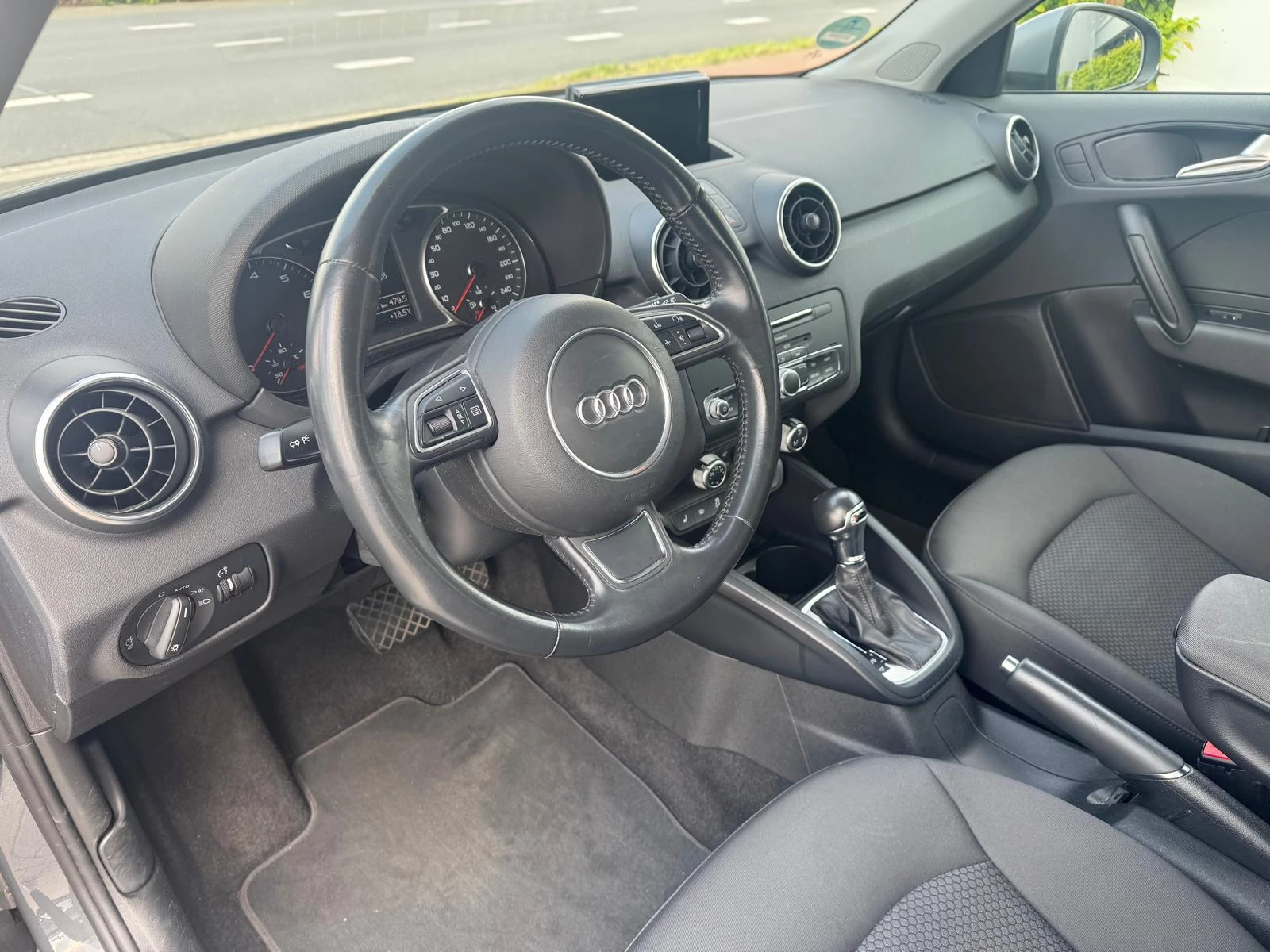 Audi-A1 Sportback-image-22