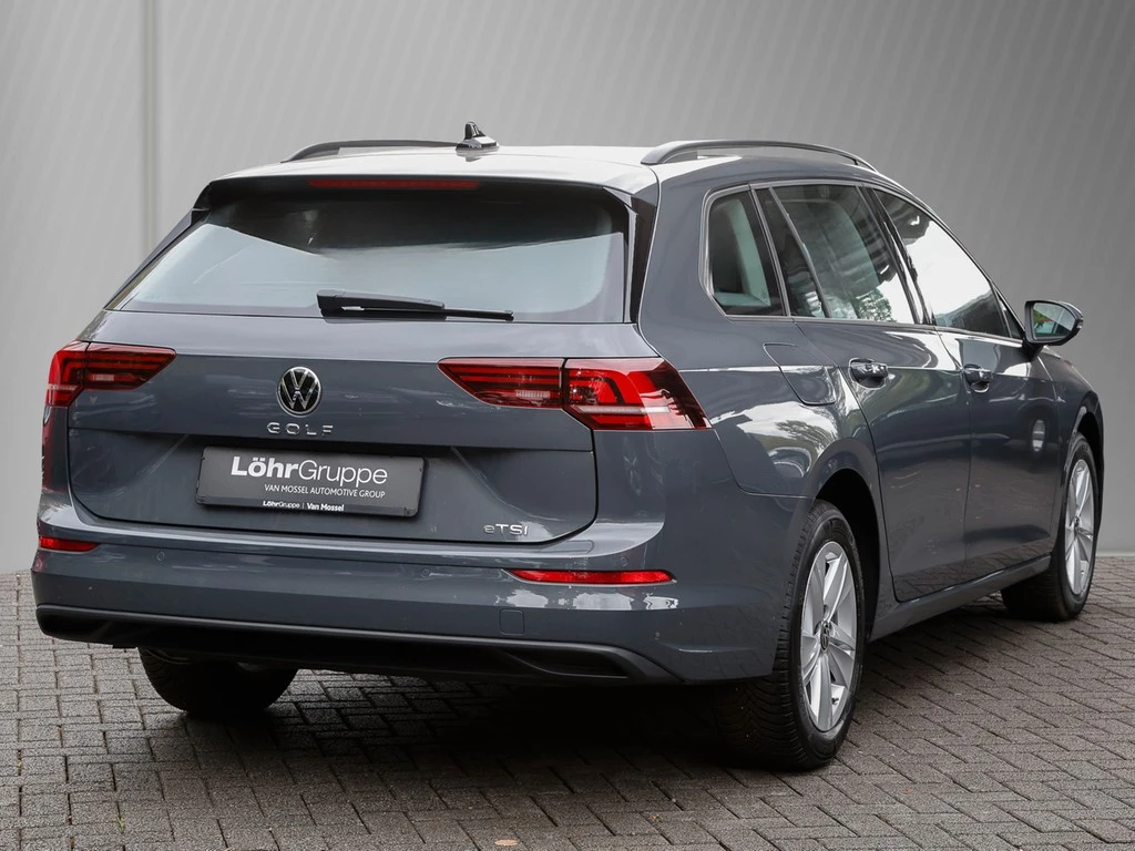 Volkswagen-Golf-image-3