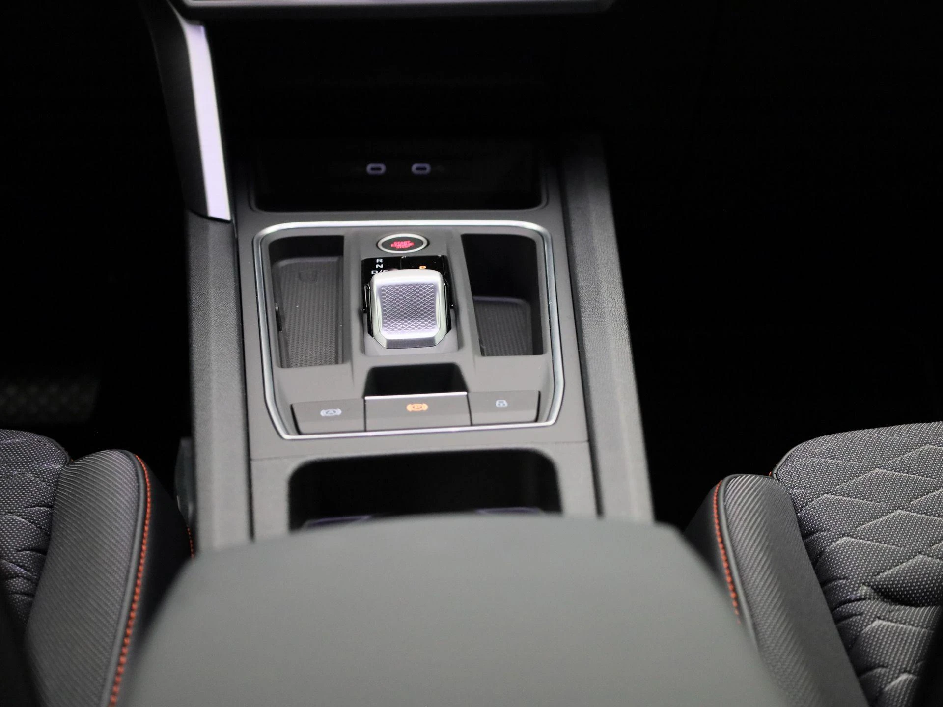 SEAT Leon Sportstourer 1.5 TSI e-Hybrid FR Business