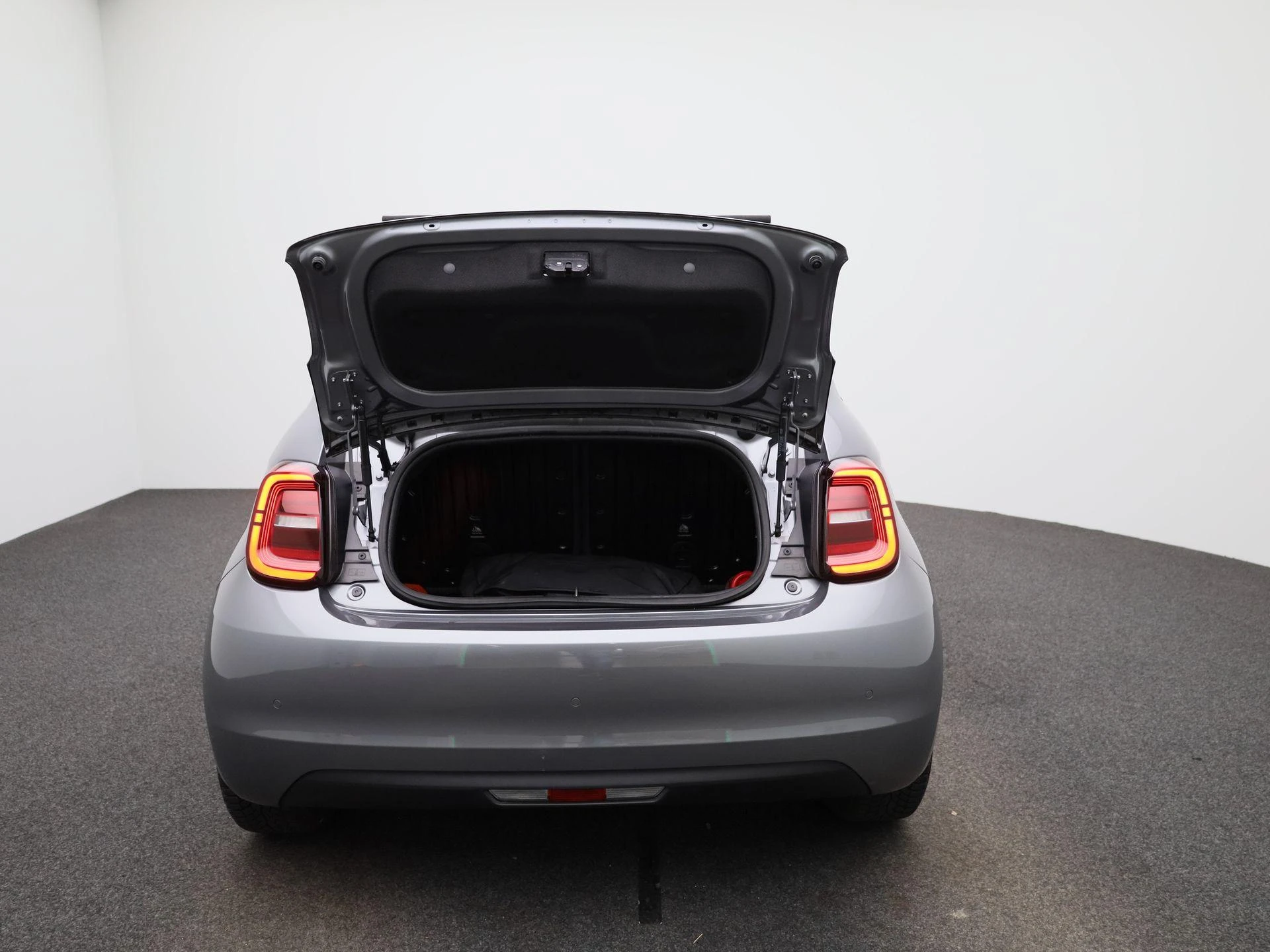 Fiat-500C-image-11