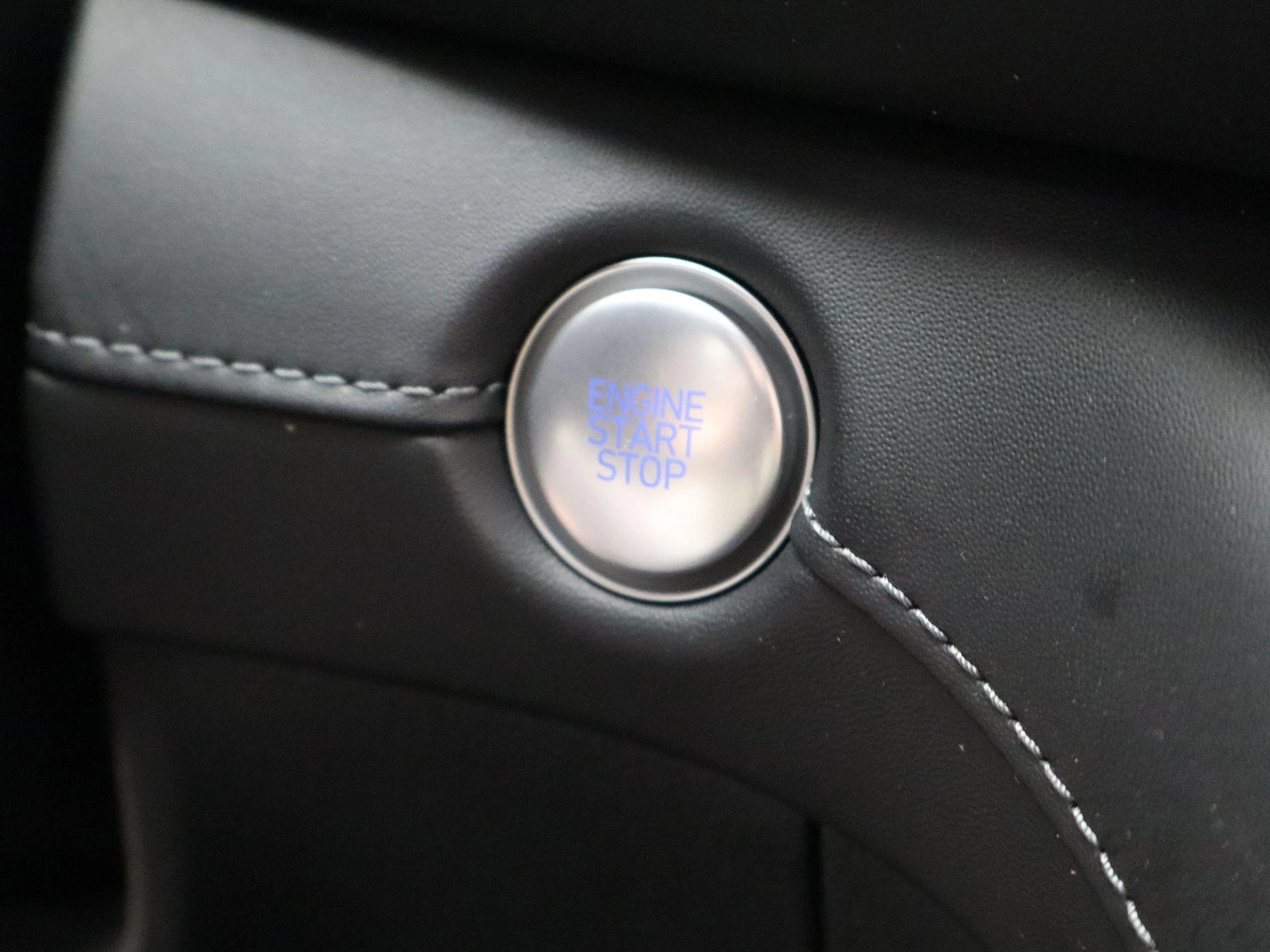 Hyundai-Santa Fe-image-21