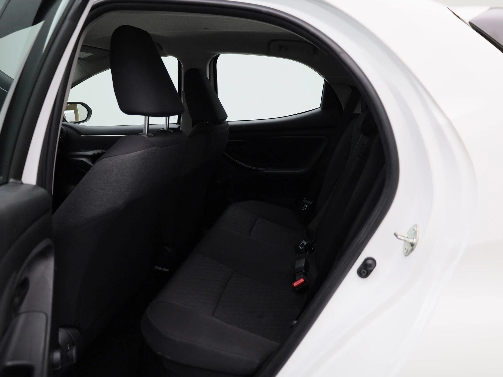 Toyota-Yaris-image-9