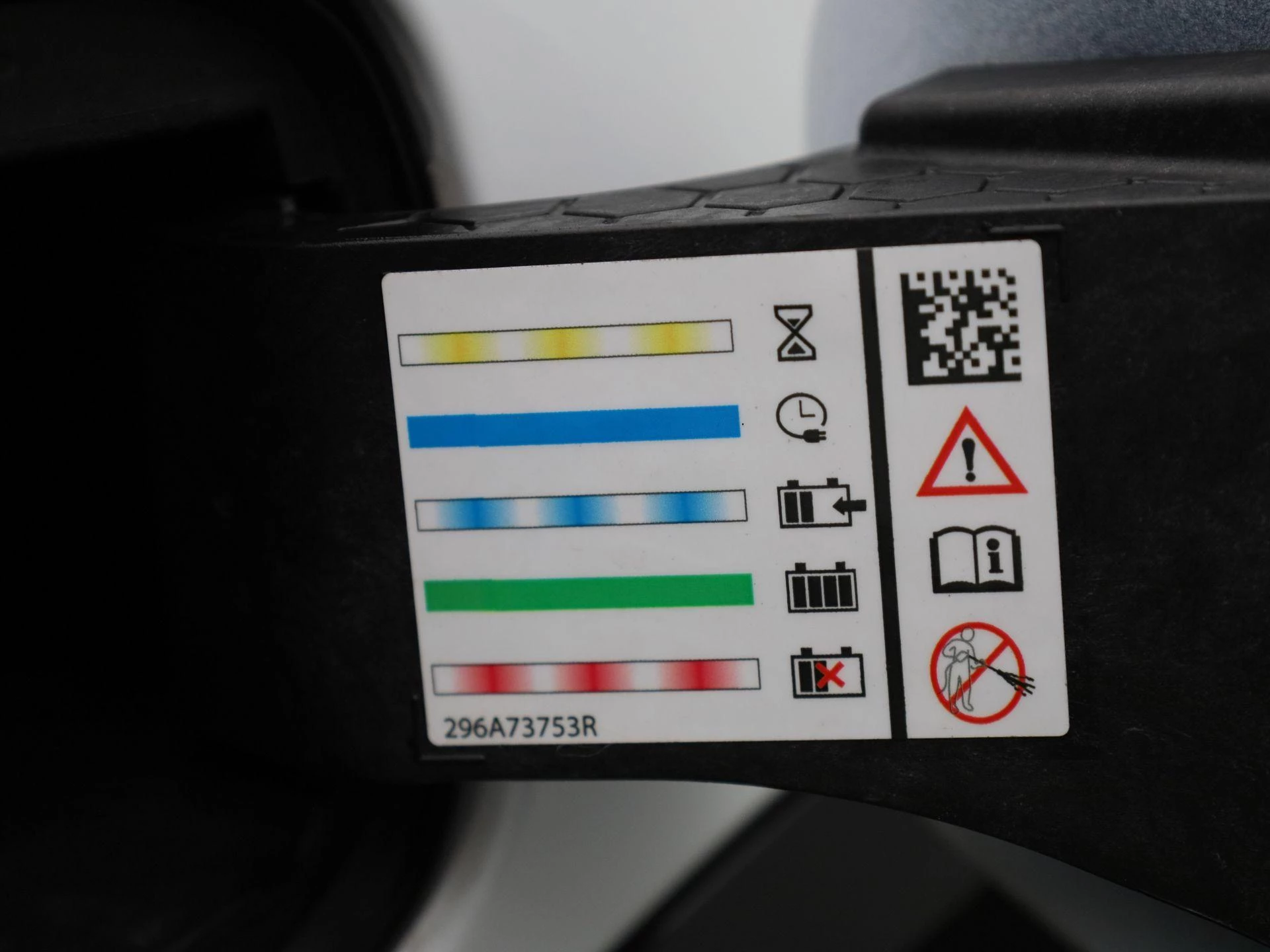 Renault-Megane E-Tech-image-35