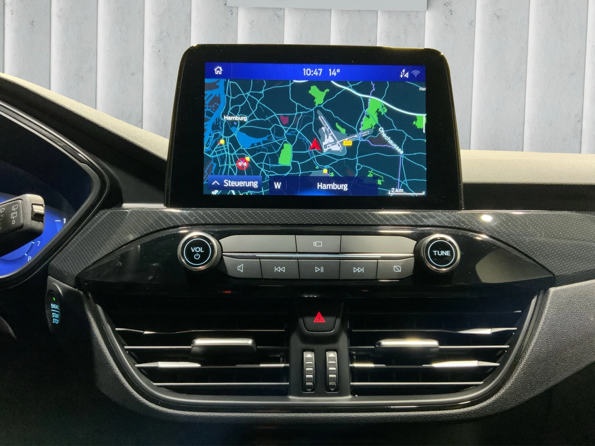 Ford Kuga ST-Line X*PANO*AHK*KAM*ACC*NAVI*SOUND-SYS.