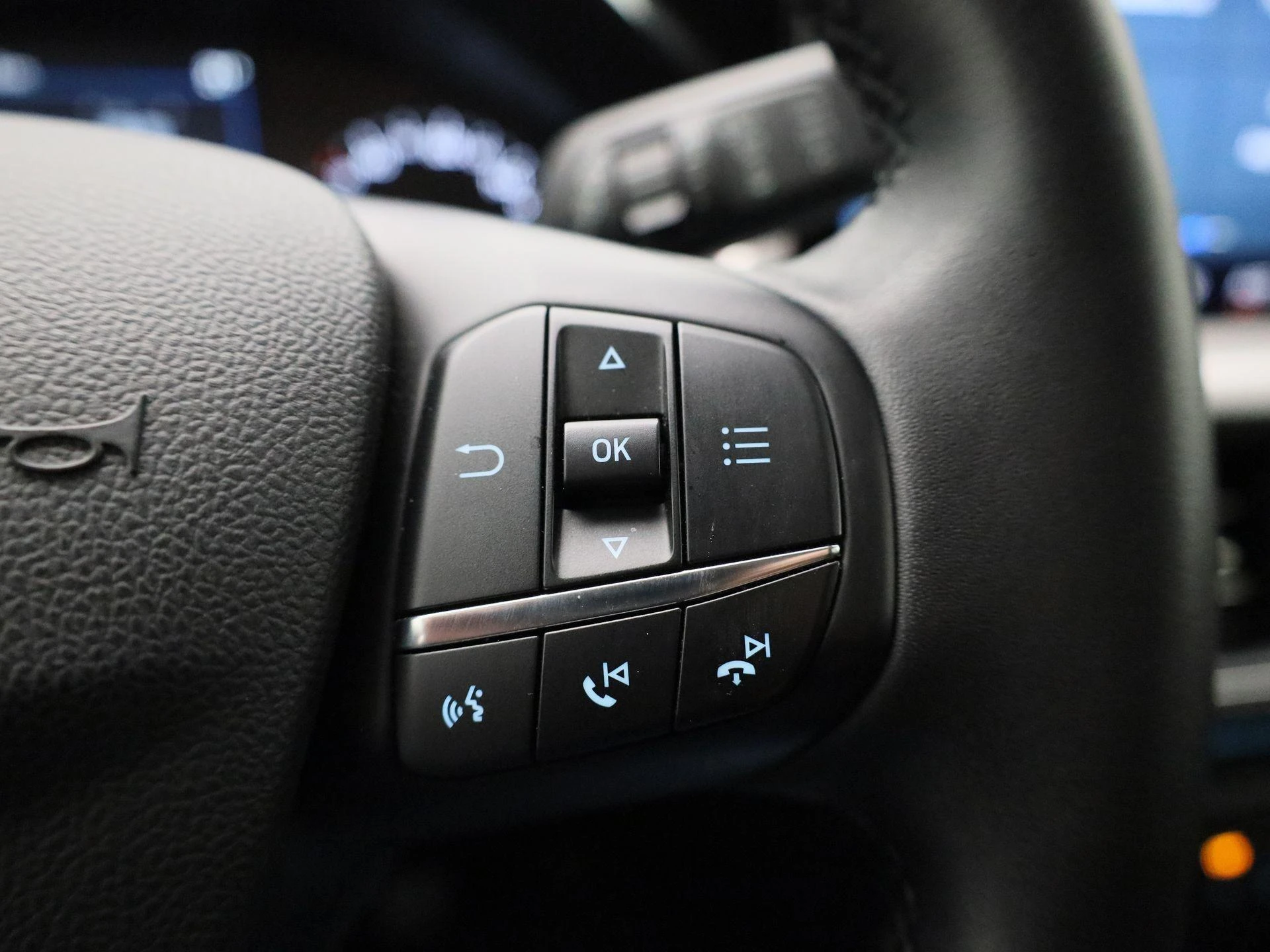 Ford Focus 1.0 EcoBoost Hybrid Titanium