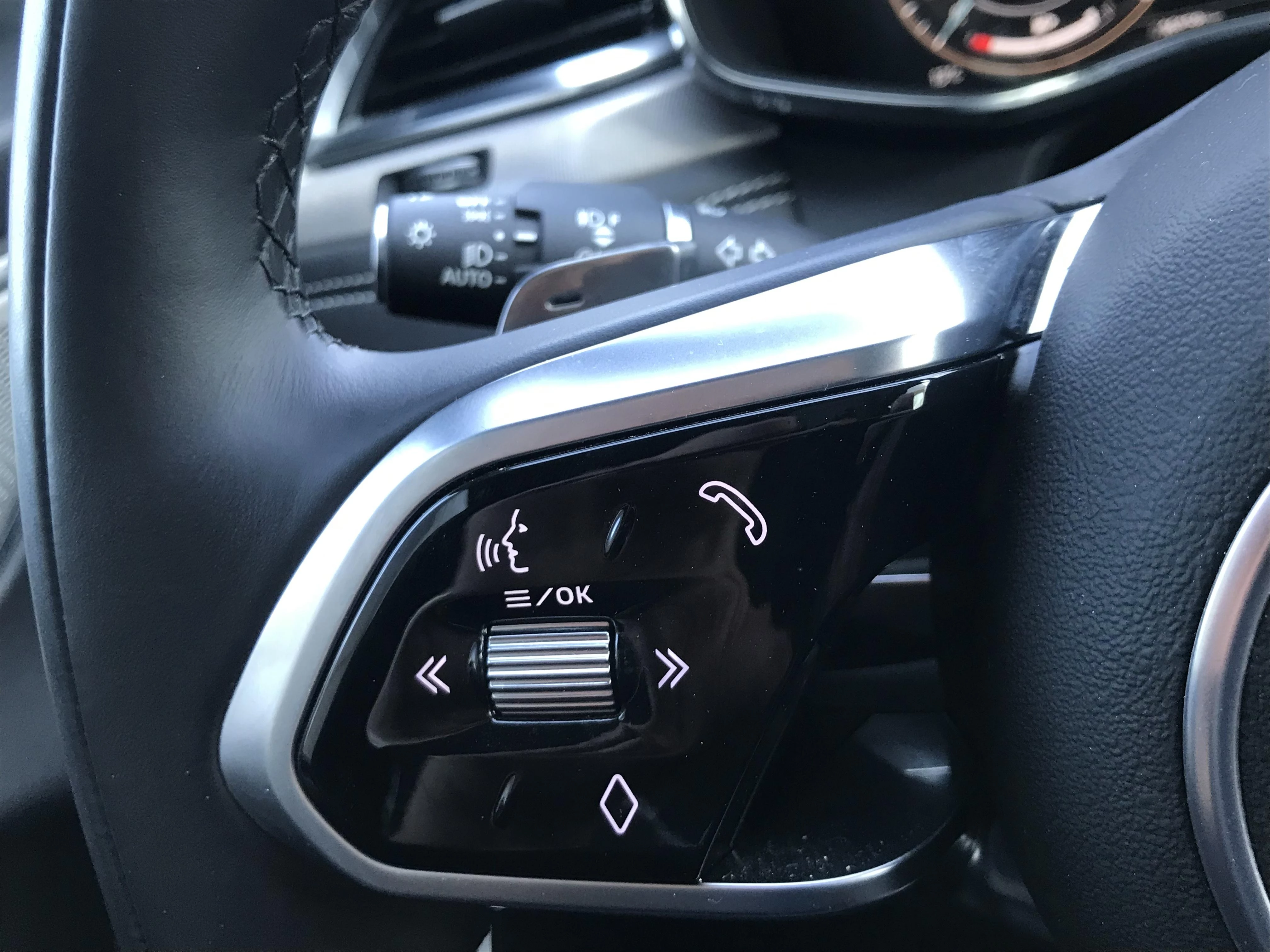 Jaguar-F-PACE-image-20