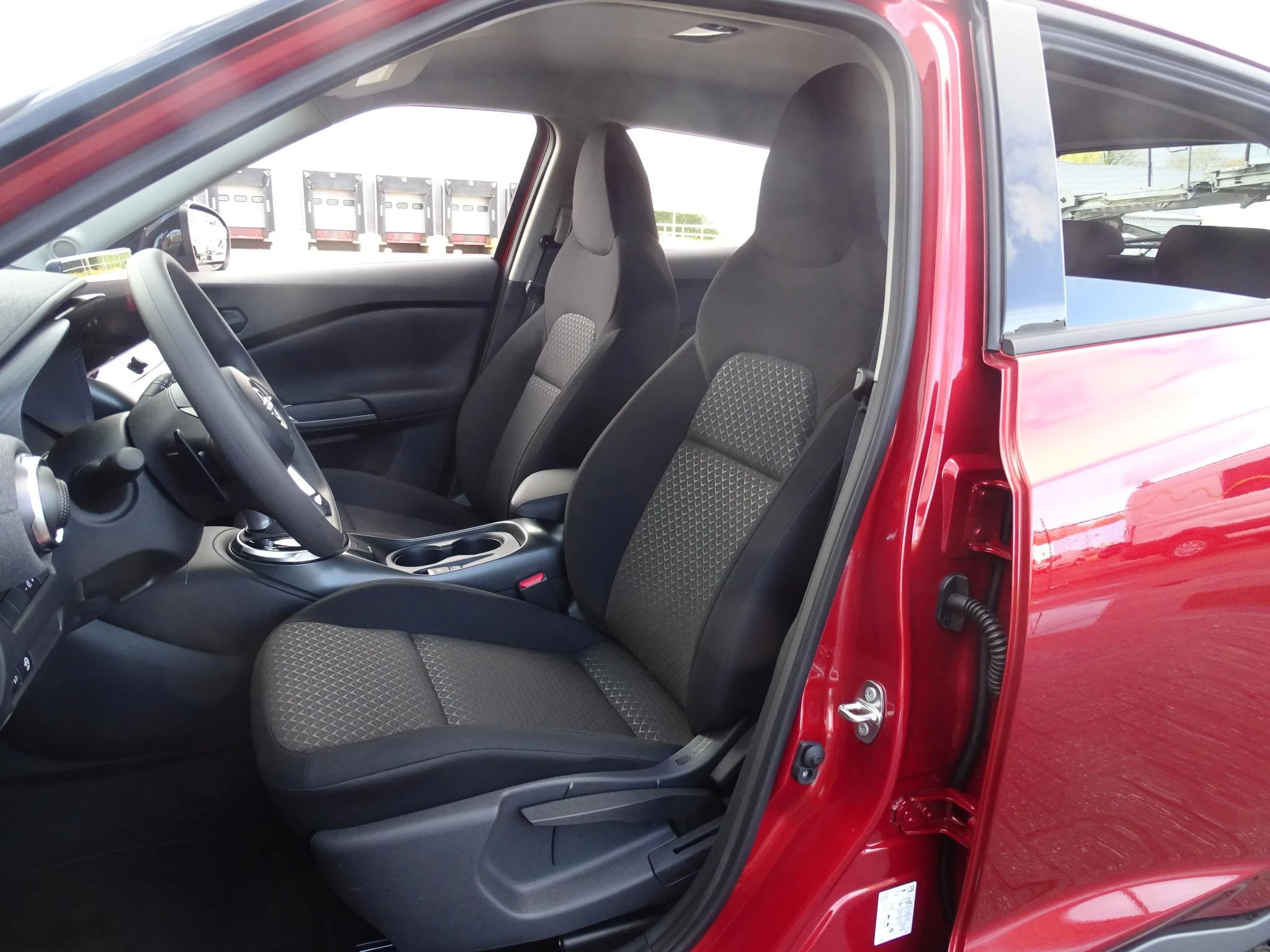 Nissan Juke 1.0 DIG-T Acenta automaat