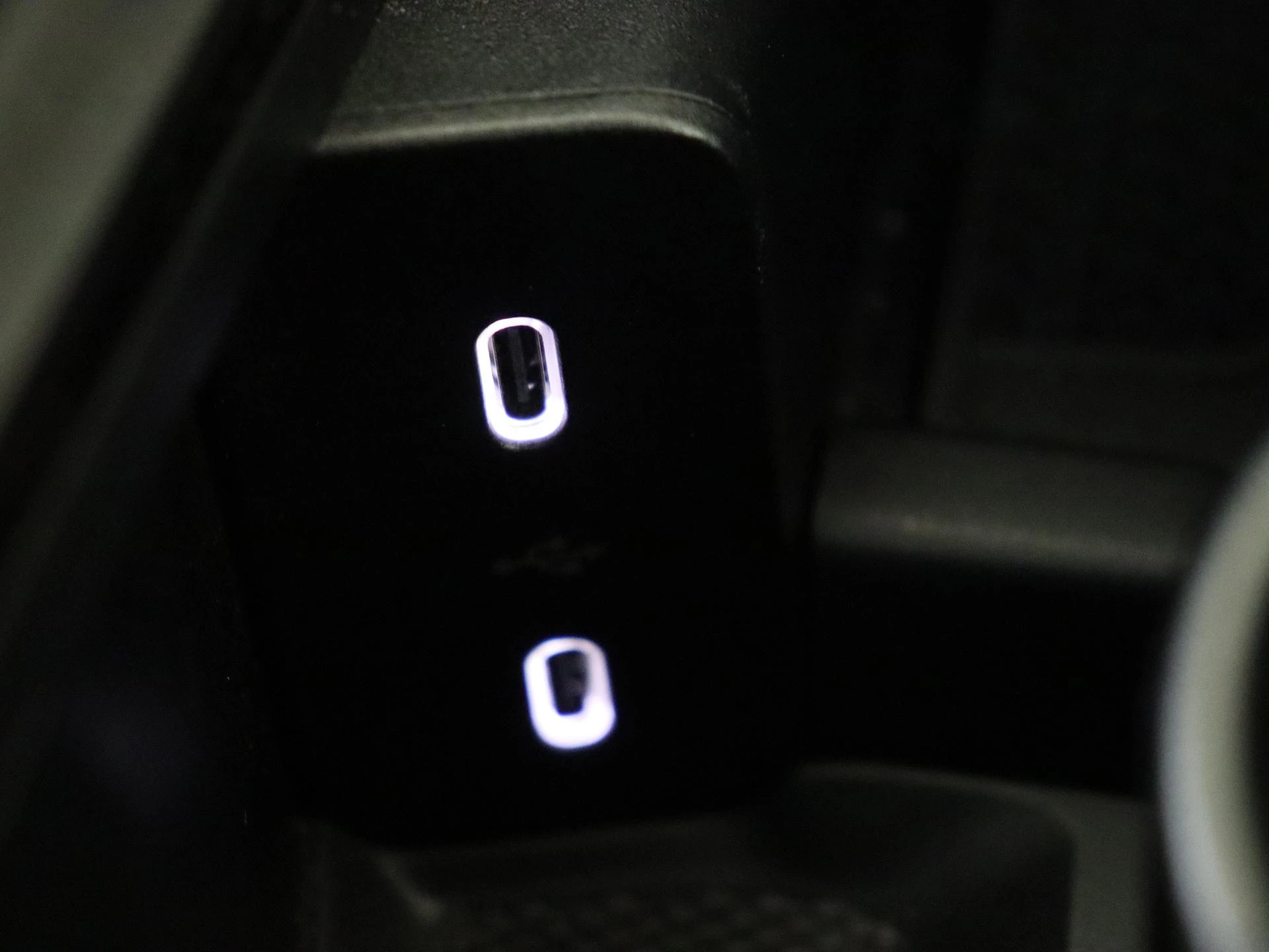 Mercedes-Benz-E-Klasse-image-23