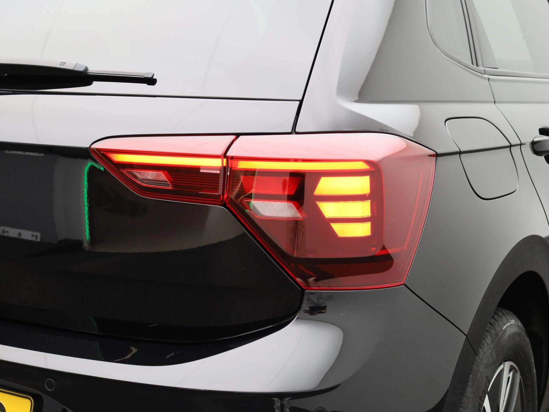Volkswagen-Polo-image-33