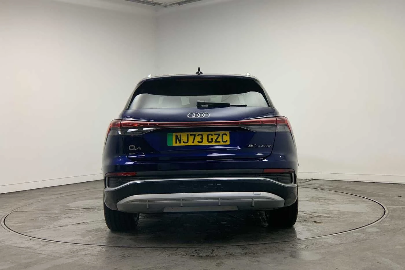 Audi-Q4 e-tron-image-10