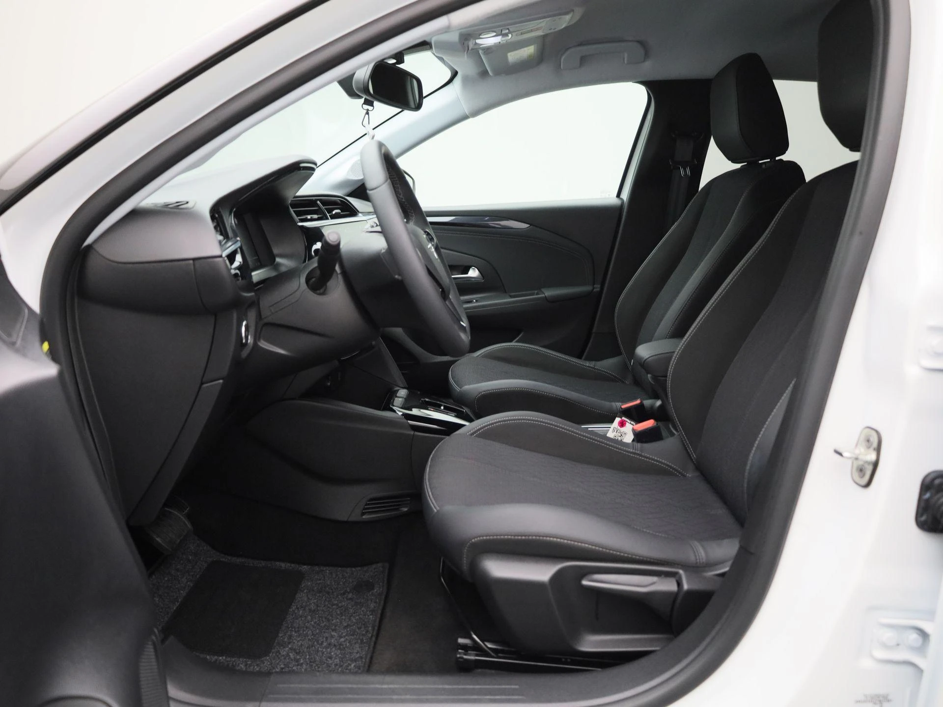 Opel-Corsa-e-image-10