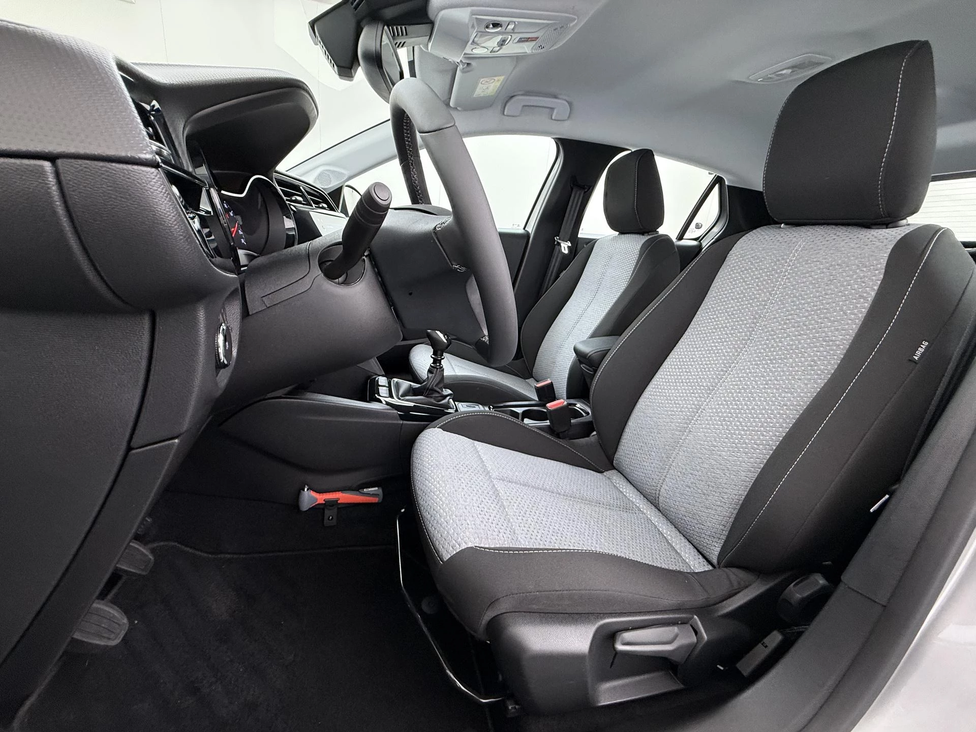 Opel-Corsa-image-14