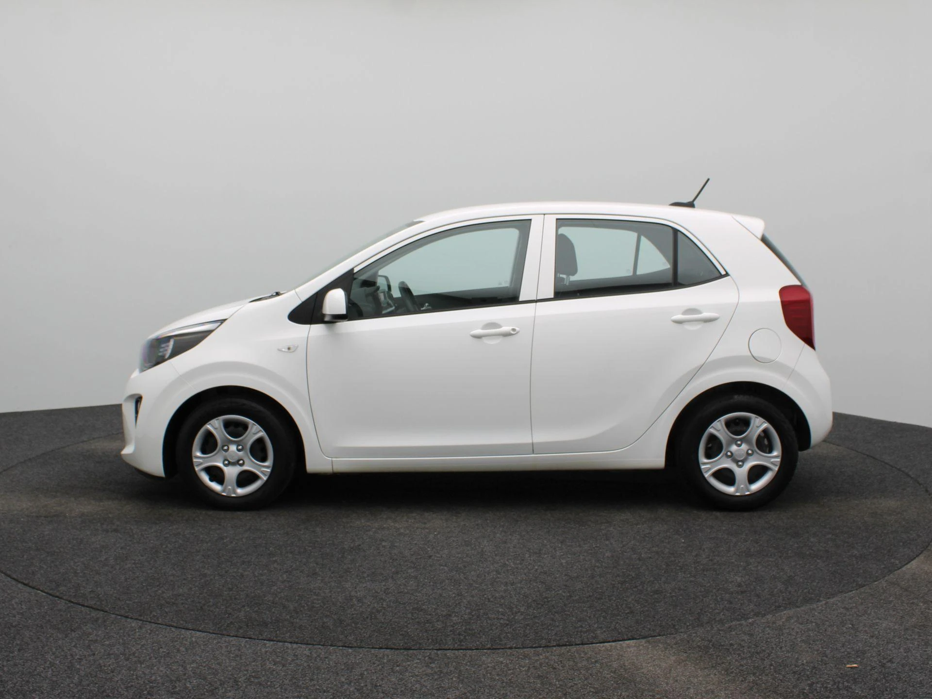 Kia-Picanto-image-5