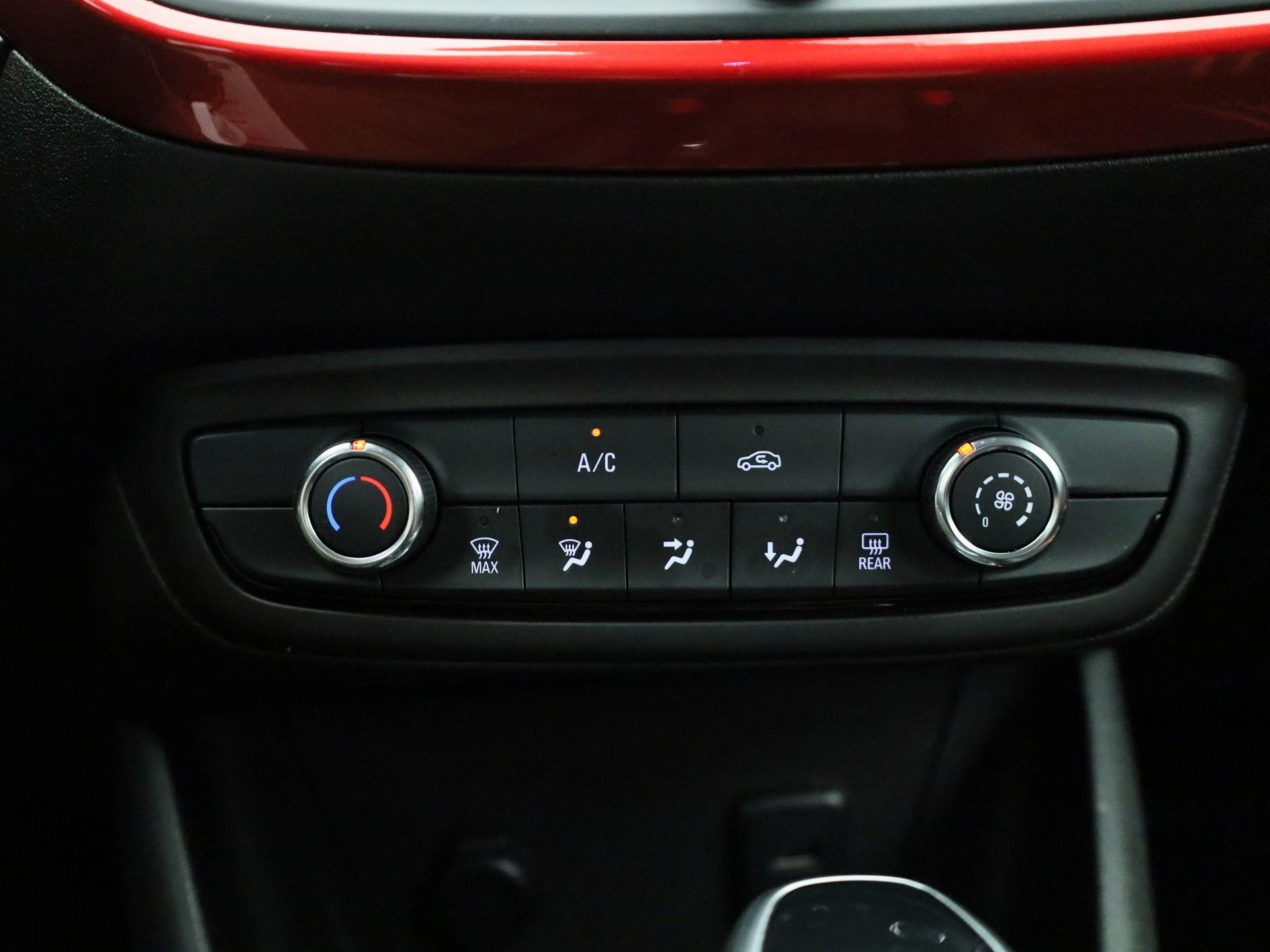 Opel-Crossland-image-16