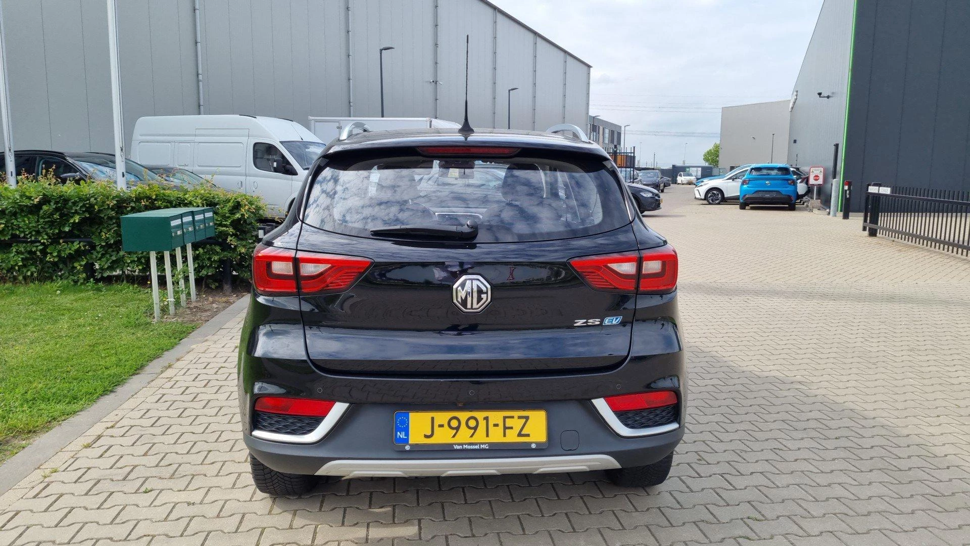 MG ZS EV