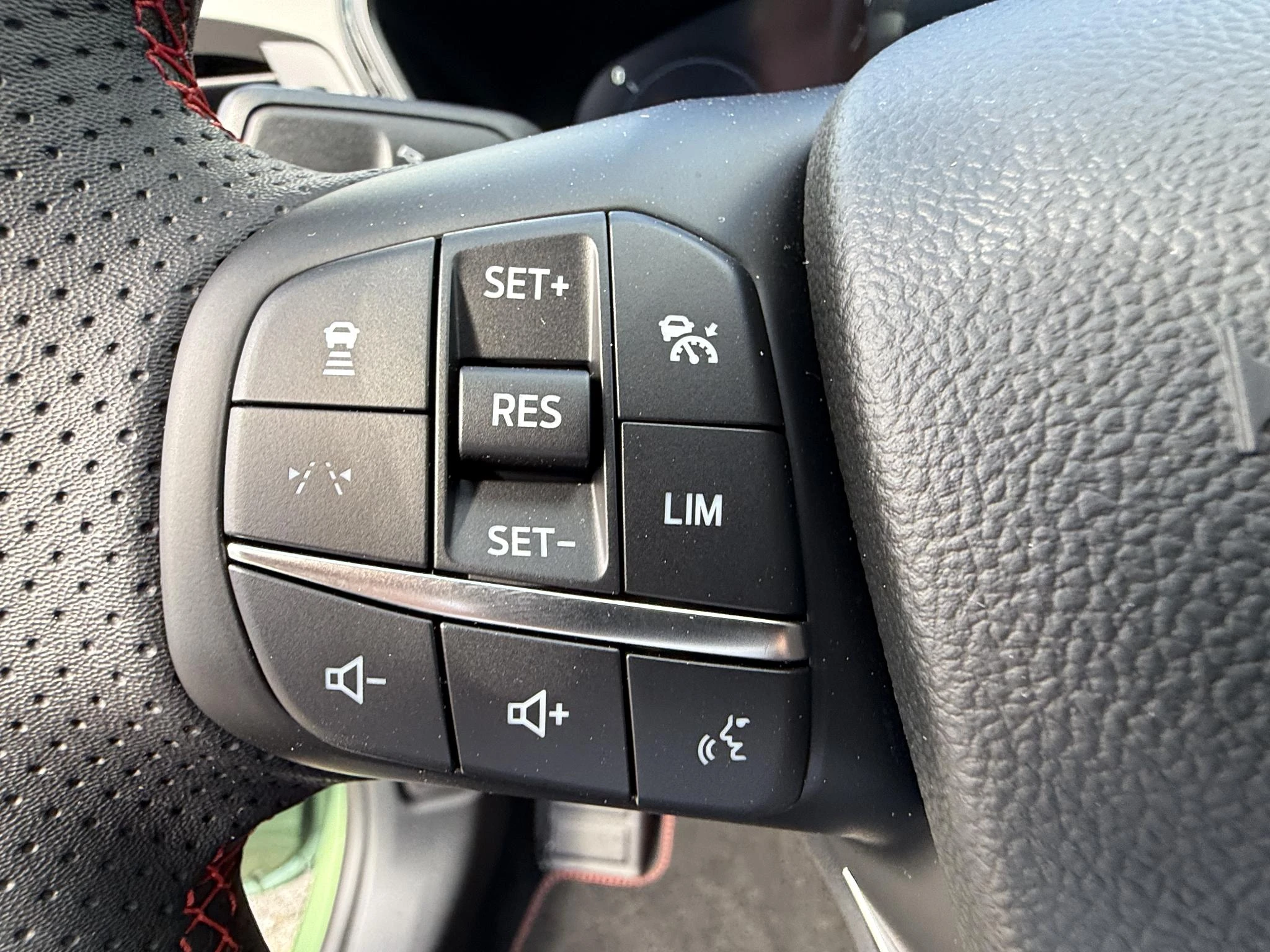 Ford-Kuga-image-20