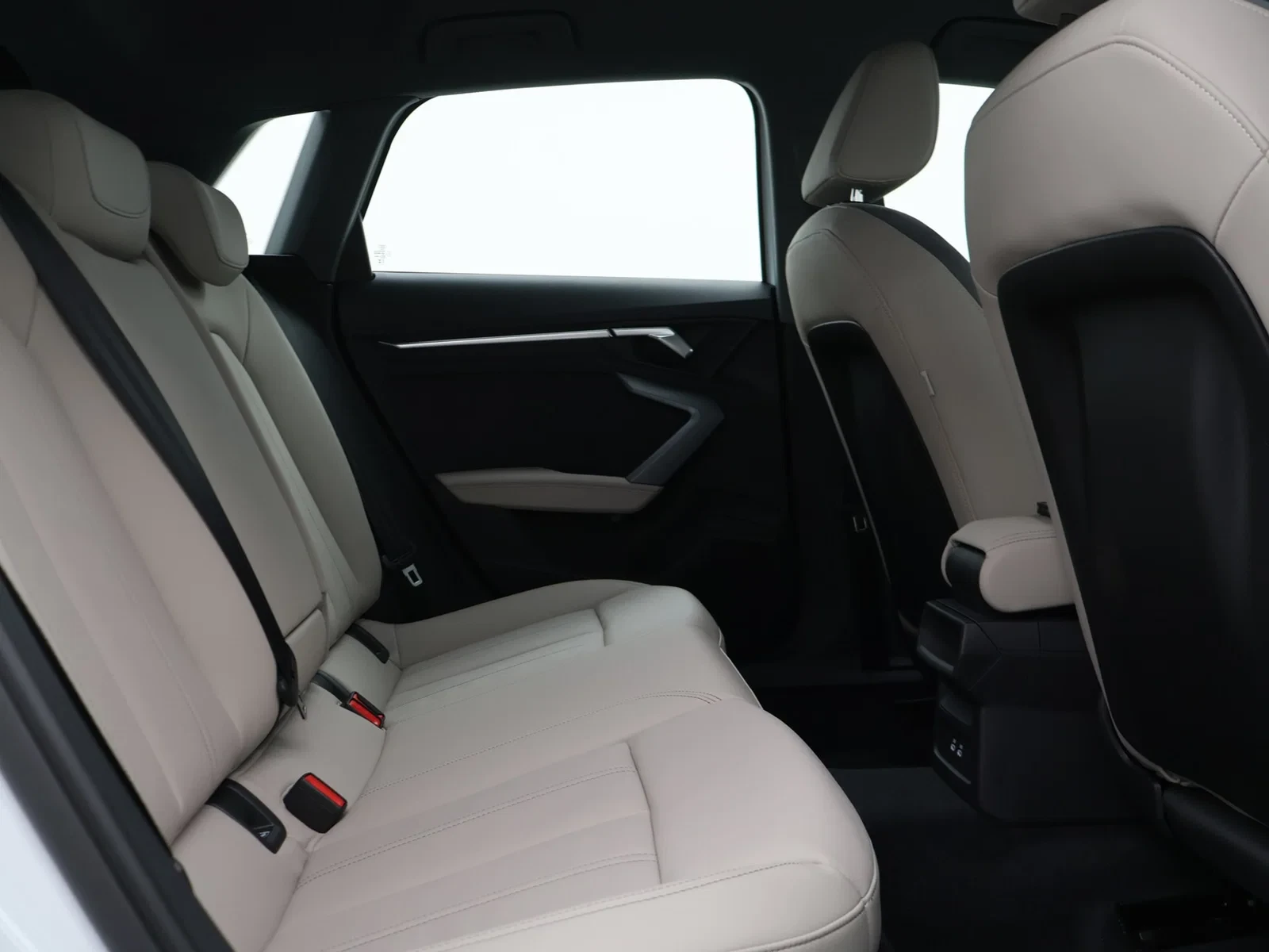 Audi A3 Sportback PHEV Audi A3 Sportback Advanced 40 TFSI e 204pk / DEMO