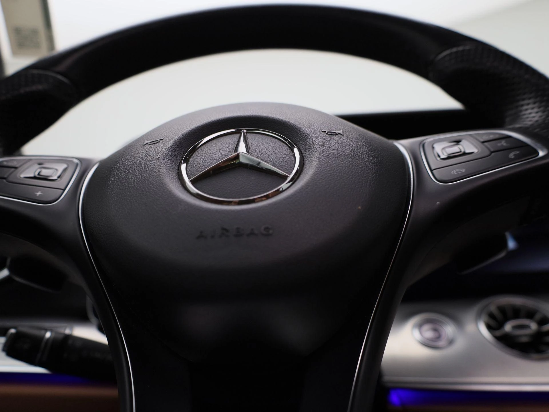 Mercedes-Benz-E-Klasse-image-36