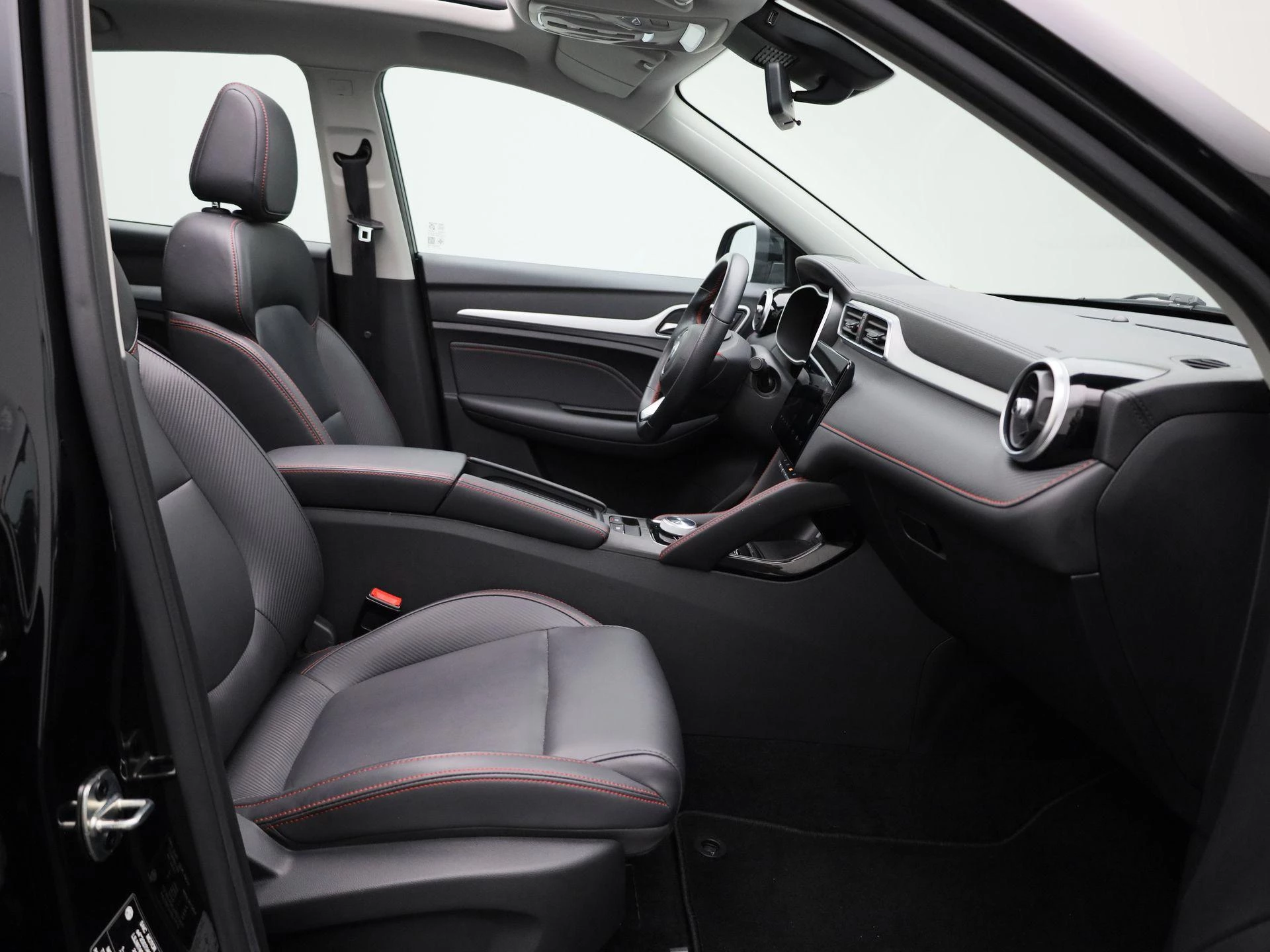 MG-ZS EV-image-35
