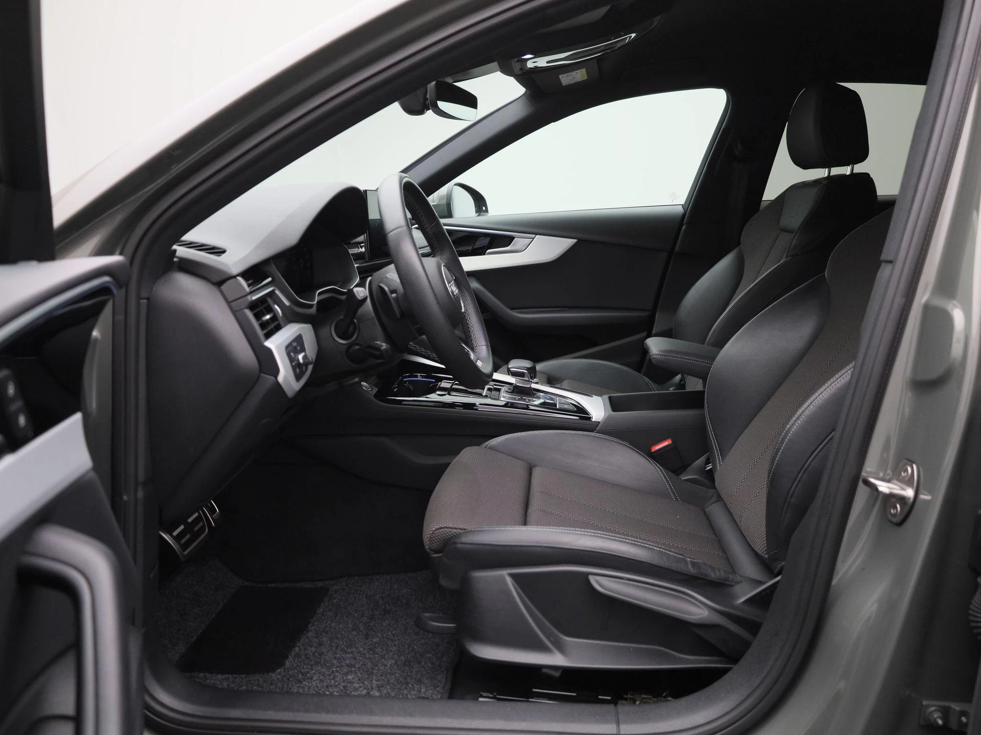 Audi-A4-image-11
