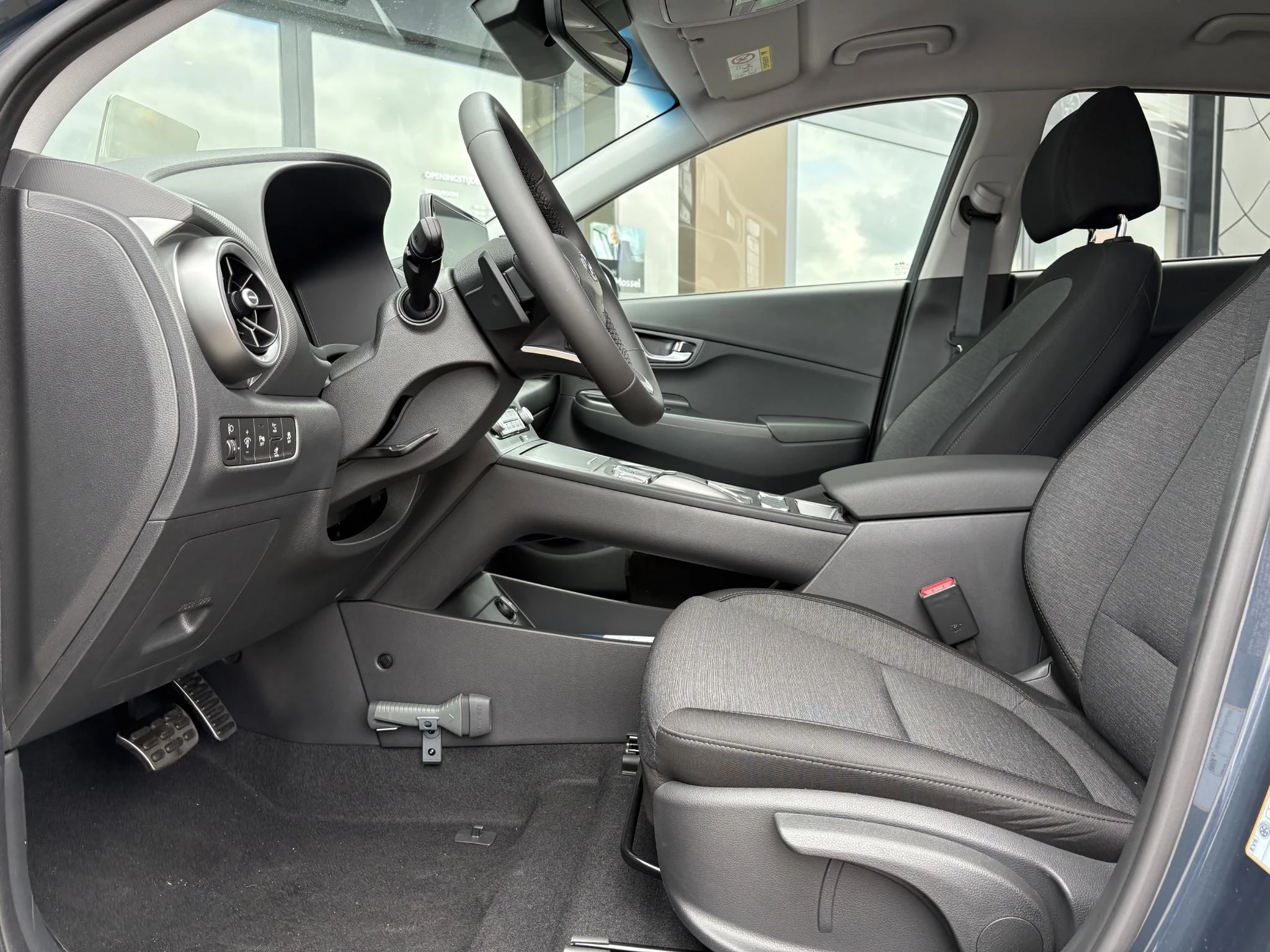 Hyundai-Kona-image-8