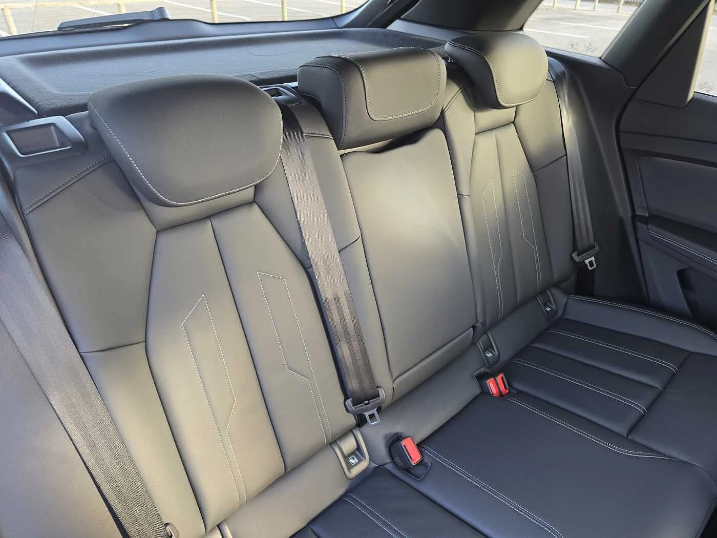 Audi-Q4 e-tron-image-16