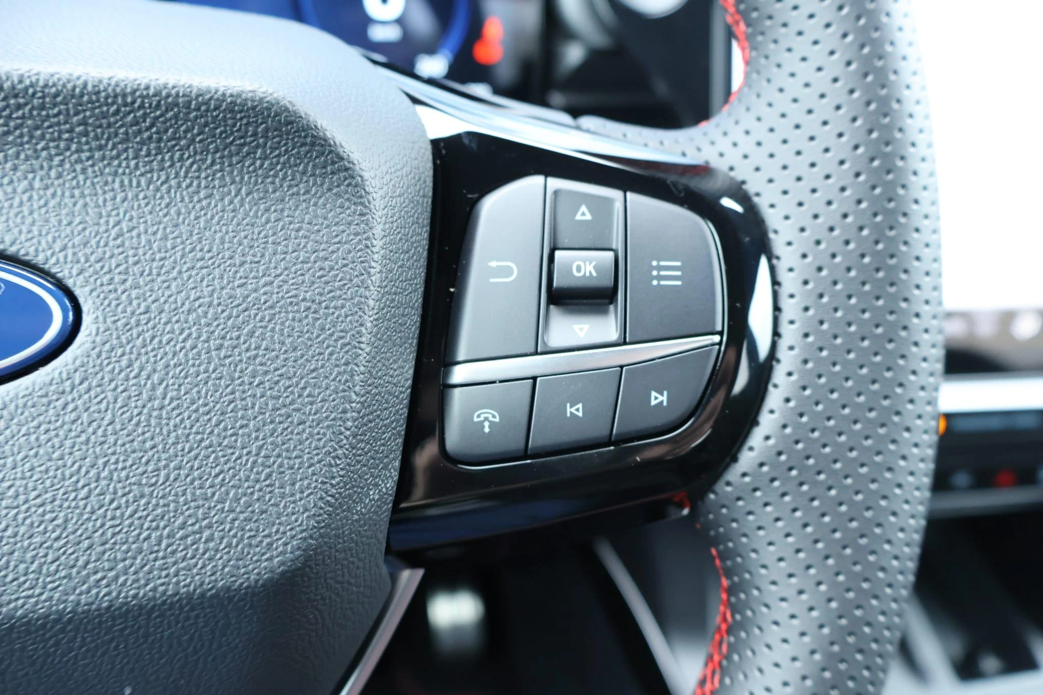 Ford Puma 1.0 EcoBoost Hybrid ST-Line