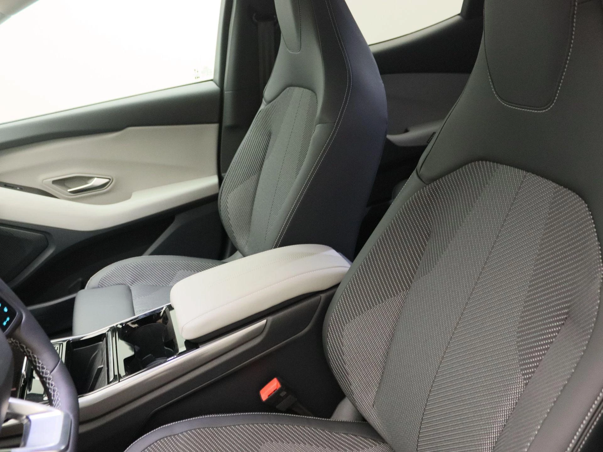 Ford-Explorer-image-10