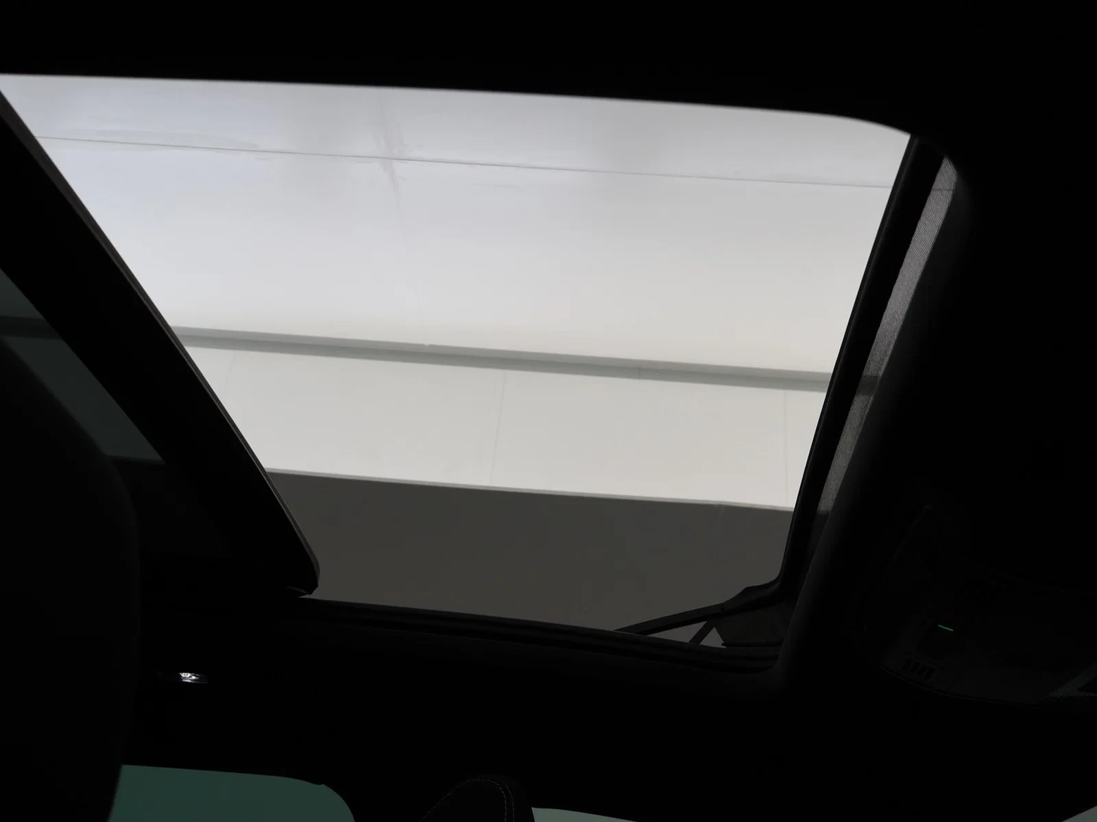 Škoda Karoq Karoq 1.5TSI Sportline *AUTOMAAT*PANODAK*LEDER*SPORTZETELS*CAMERA*VIRTUAL COCKPIT*ACC*PDC*APP-CONNEC