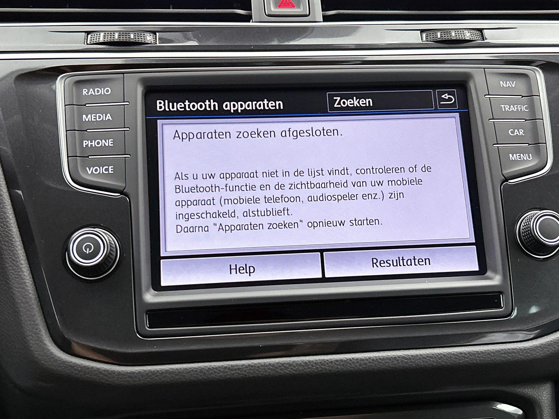 Volkswagen-Tiguan-image-11