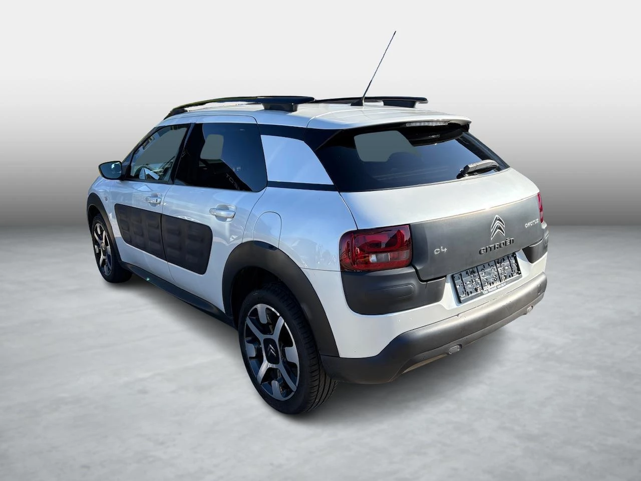 Citroën-C4 Cactus-image-2