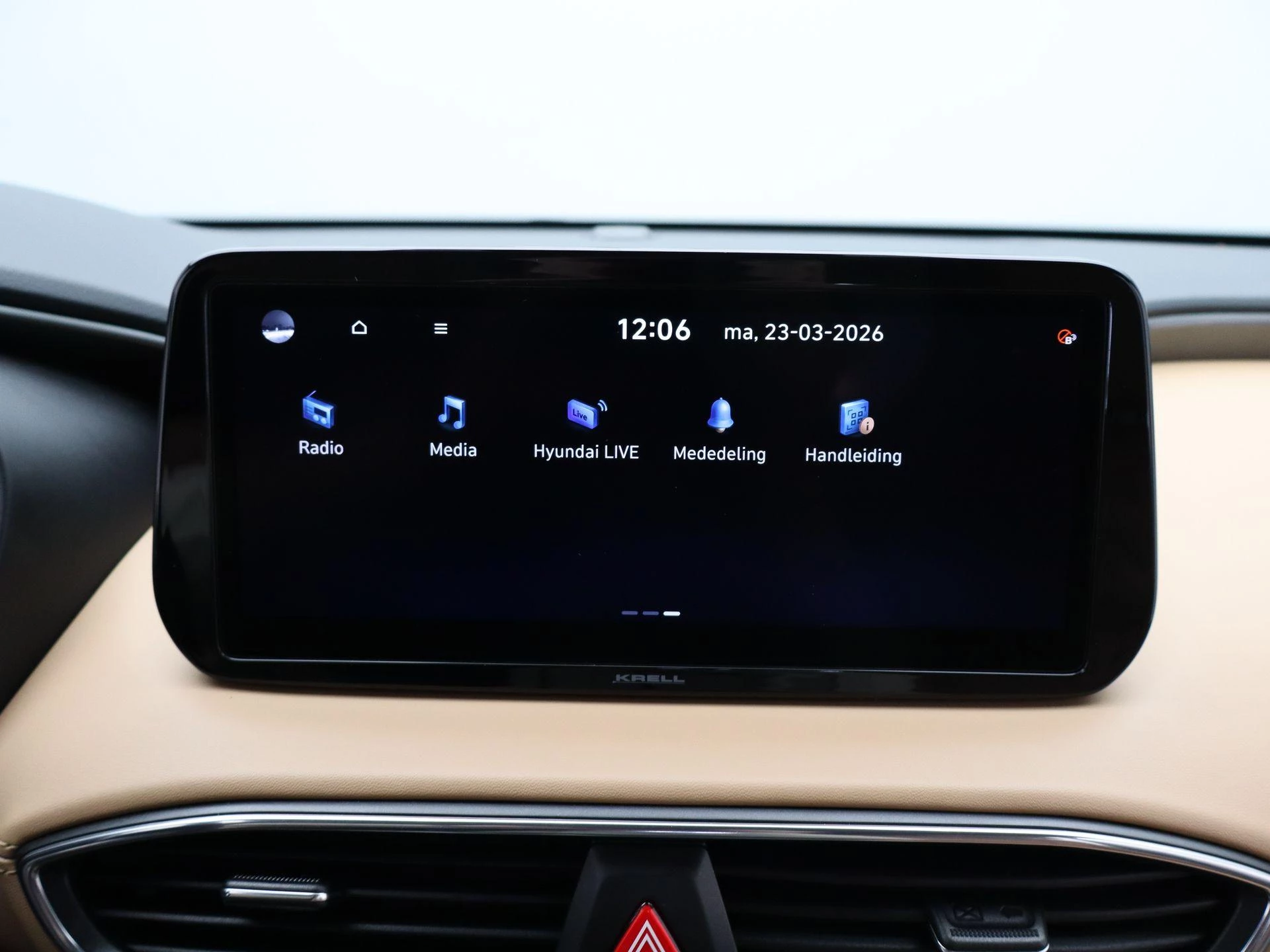 Hyundai-Santa Fe-image-18