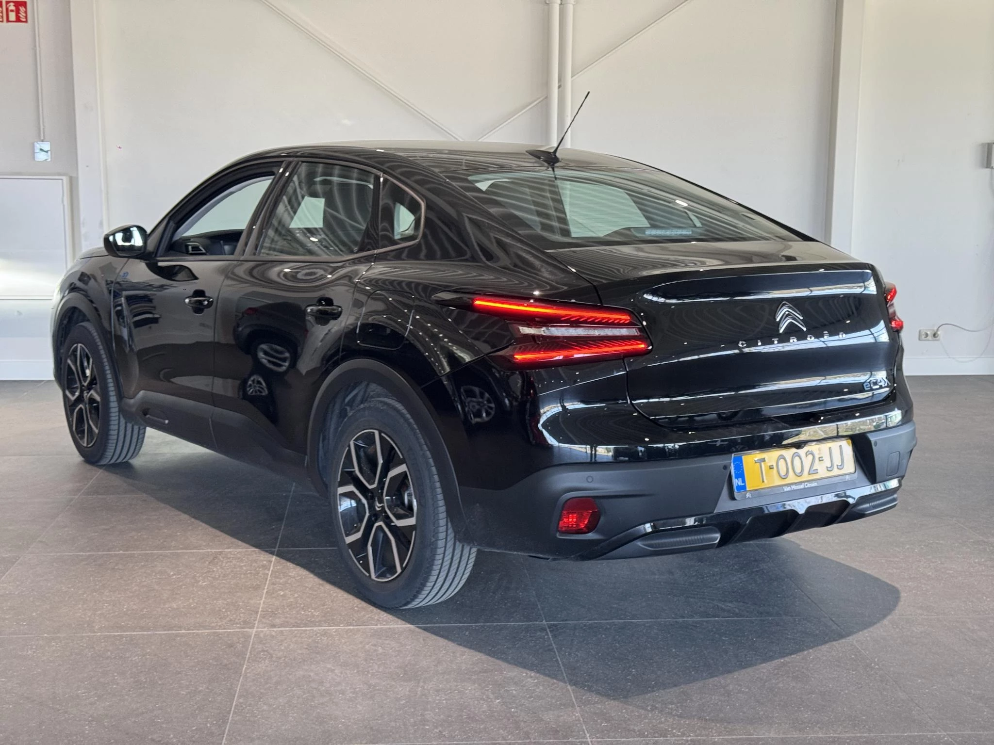 Citroën-ë-C4 X-image-6