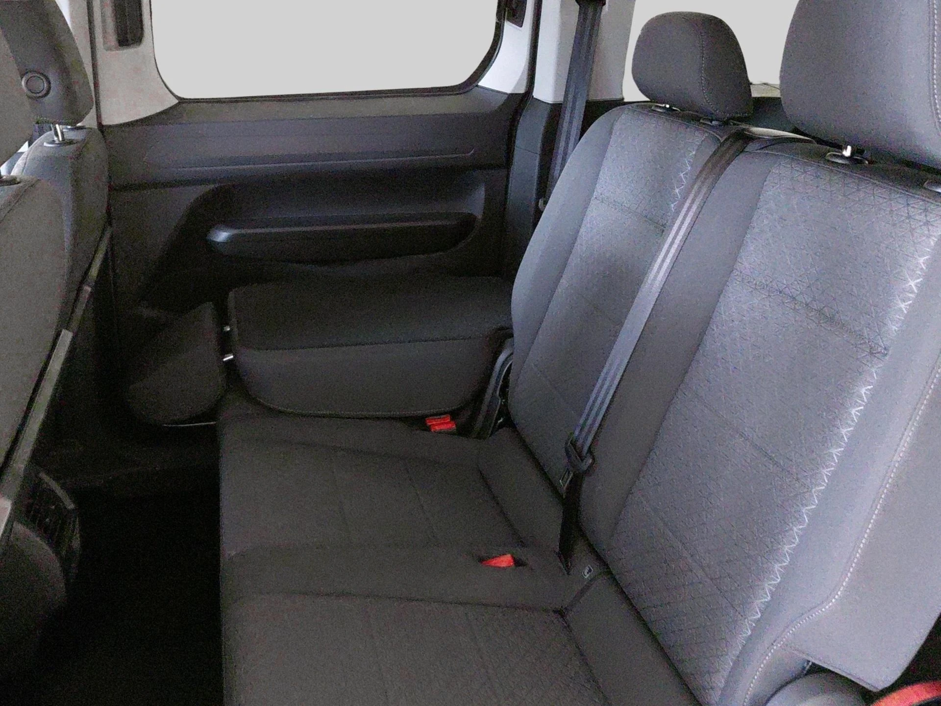 Ford-Tourneo Connect-image-11