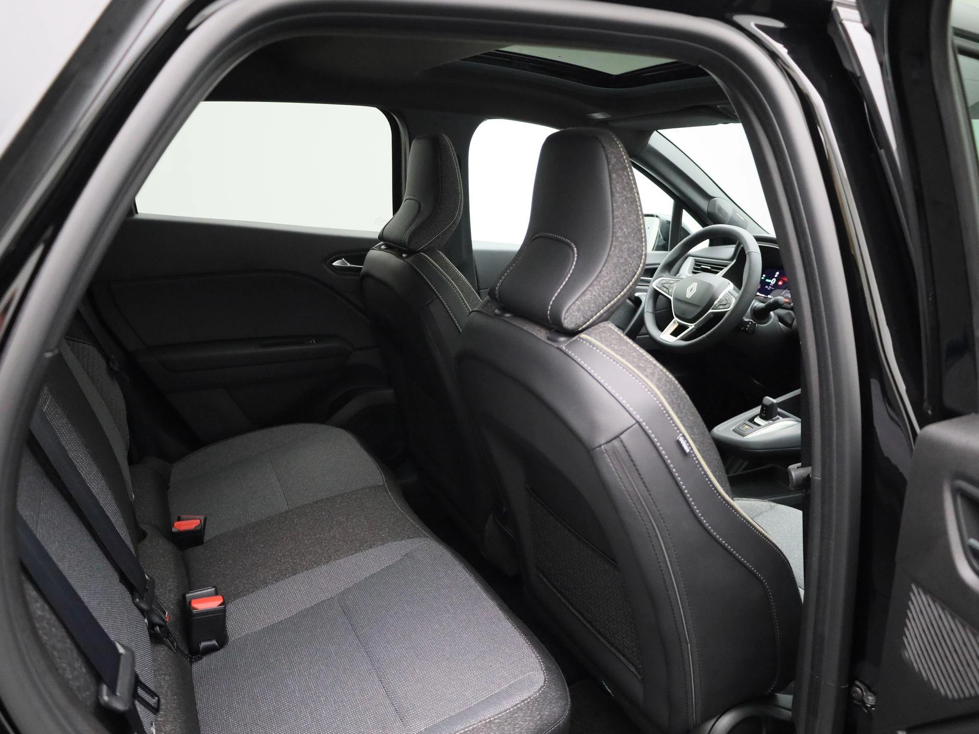 Renault-Captur-image-29