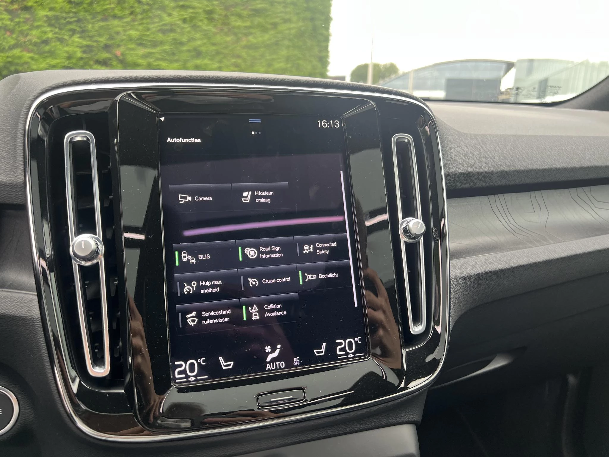 Volvo XC40 T5 Recharge Inscription Panodak Aut.